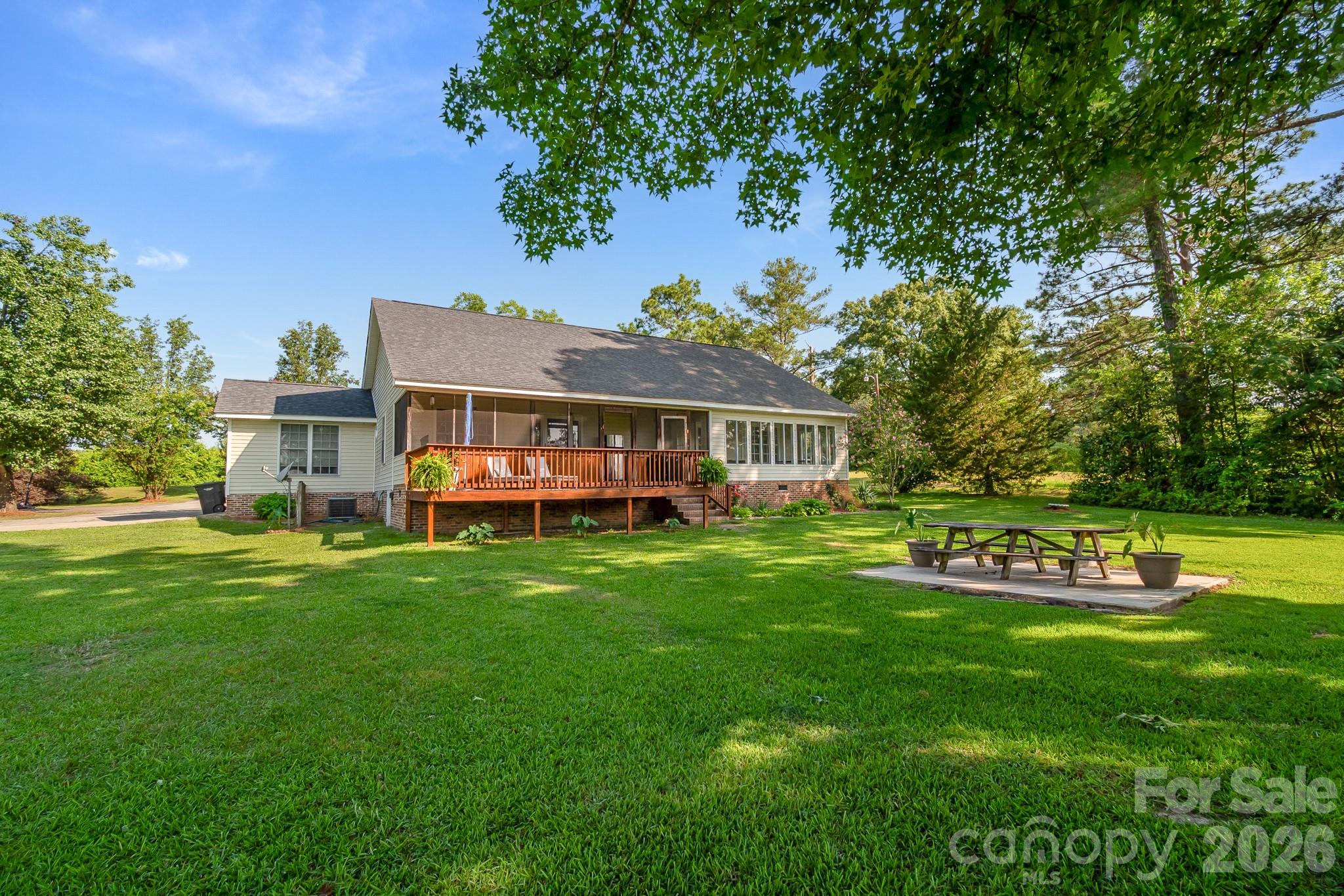 1240 Ponderosa Drive — Cassatt
