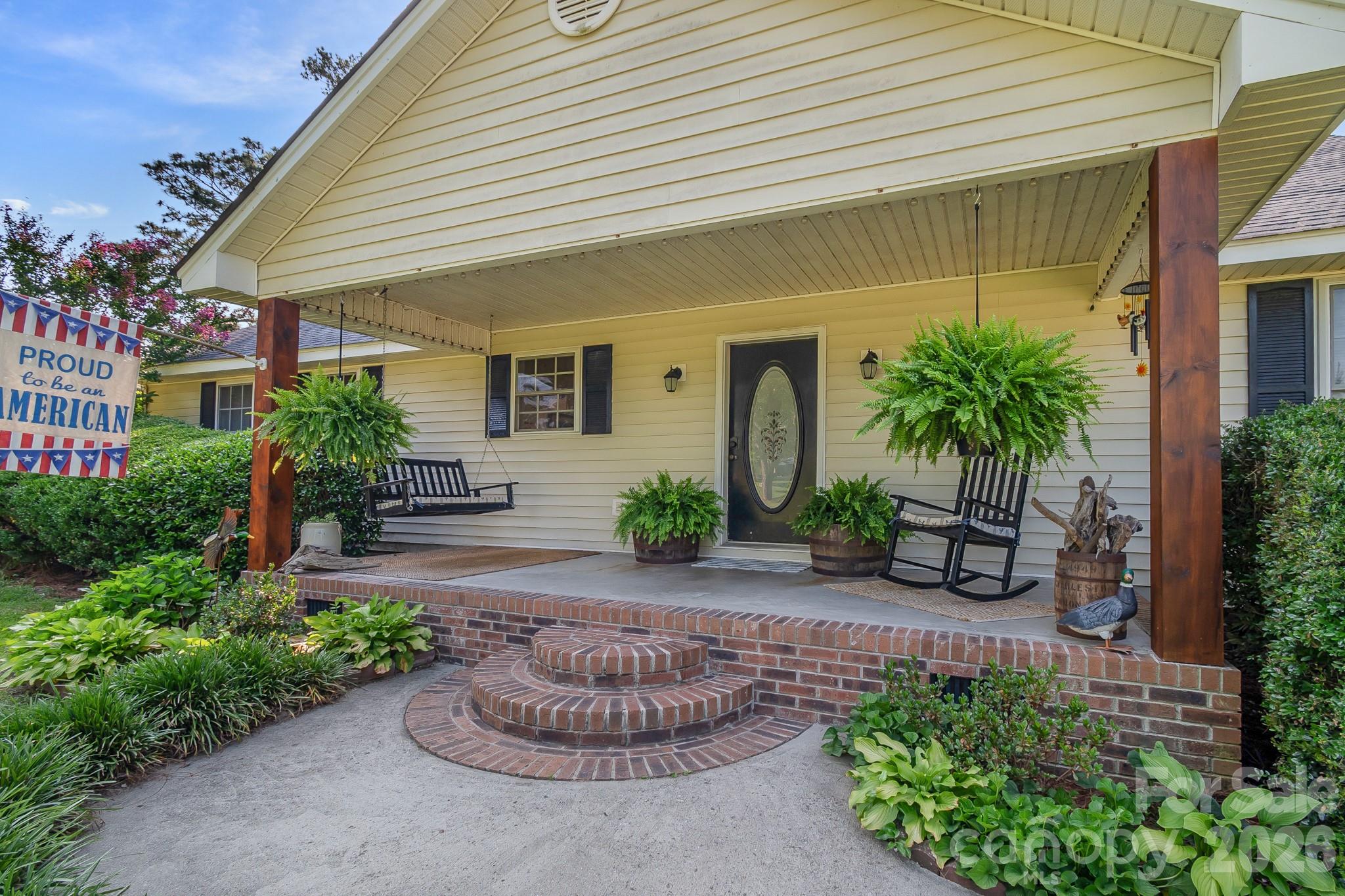 1240 Ponderosa Drive — Cassatt