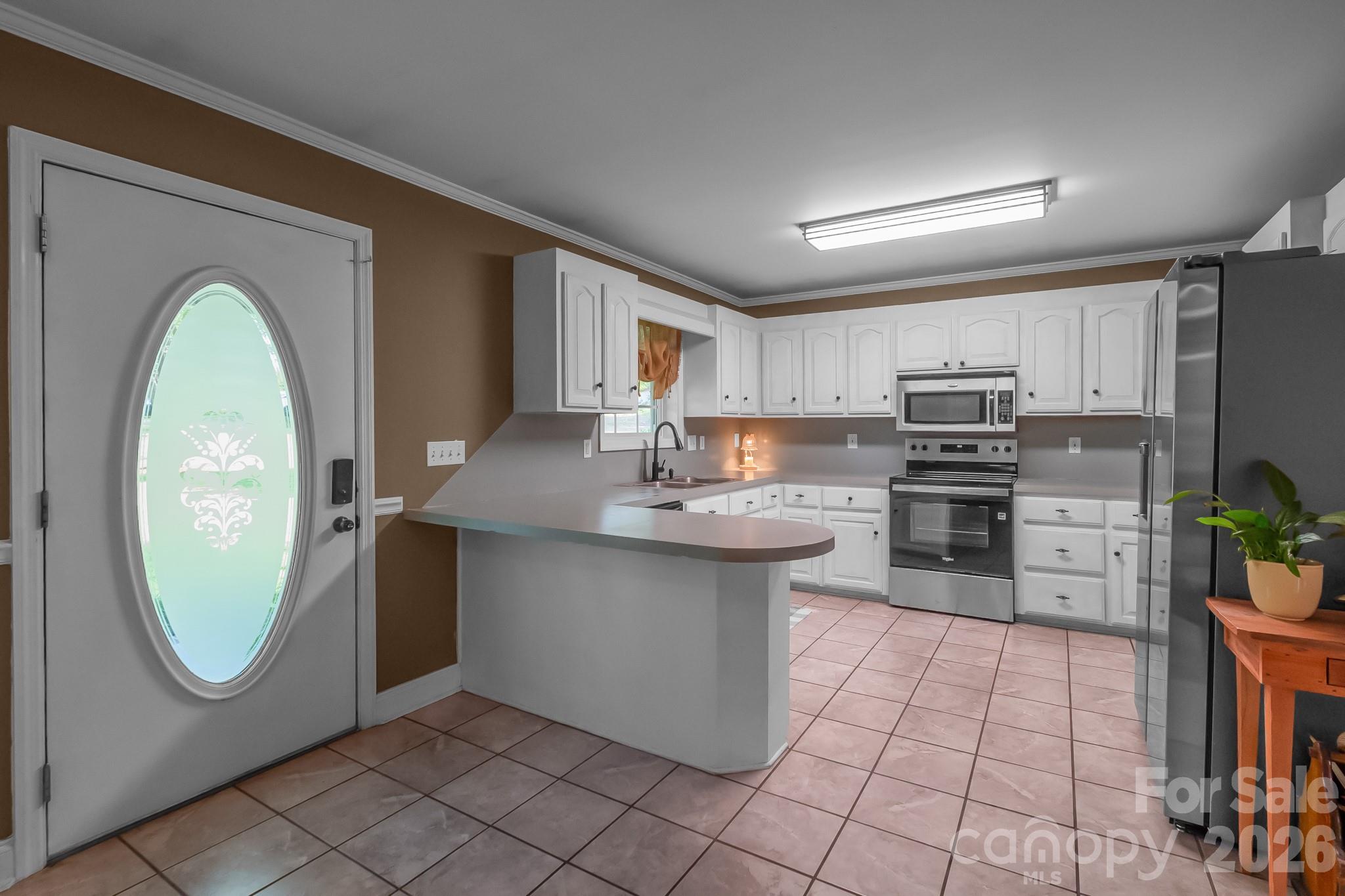 1240 Ponderosa Drive — Cassatt