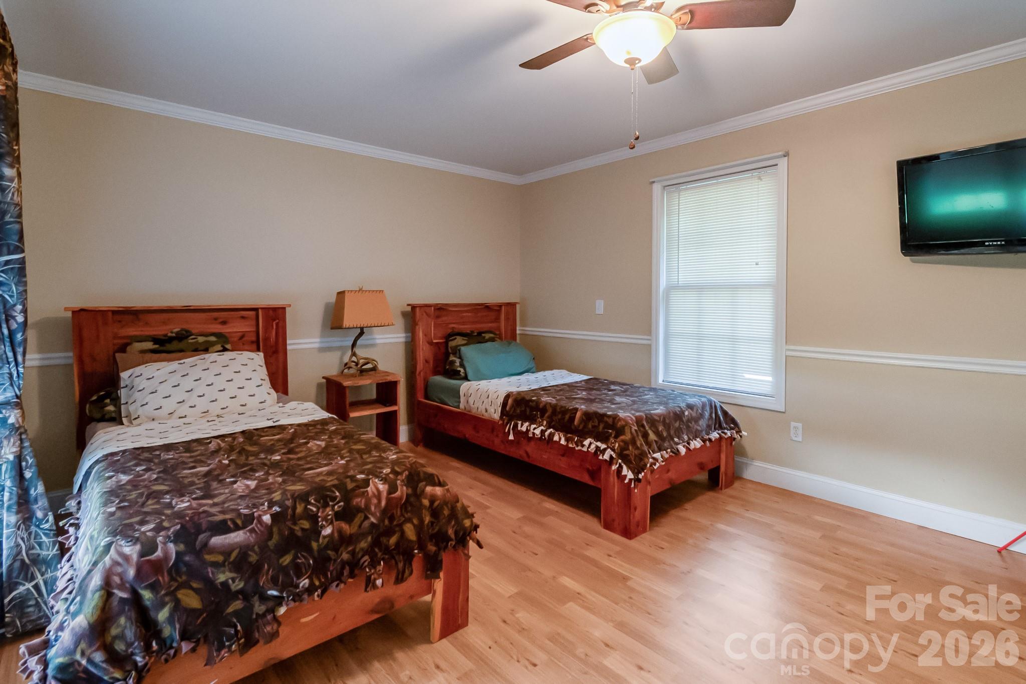 1240 Ponderosa Drive — Cassatt