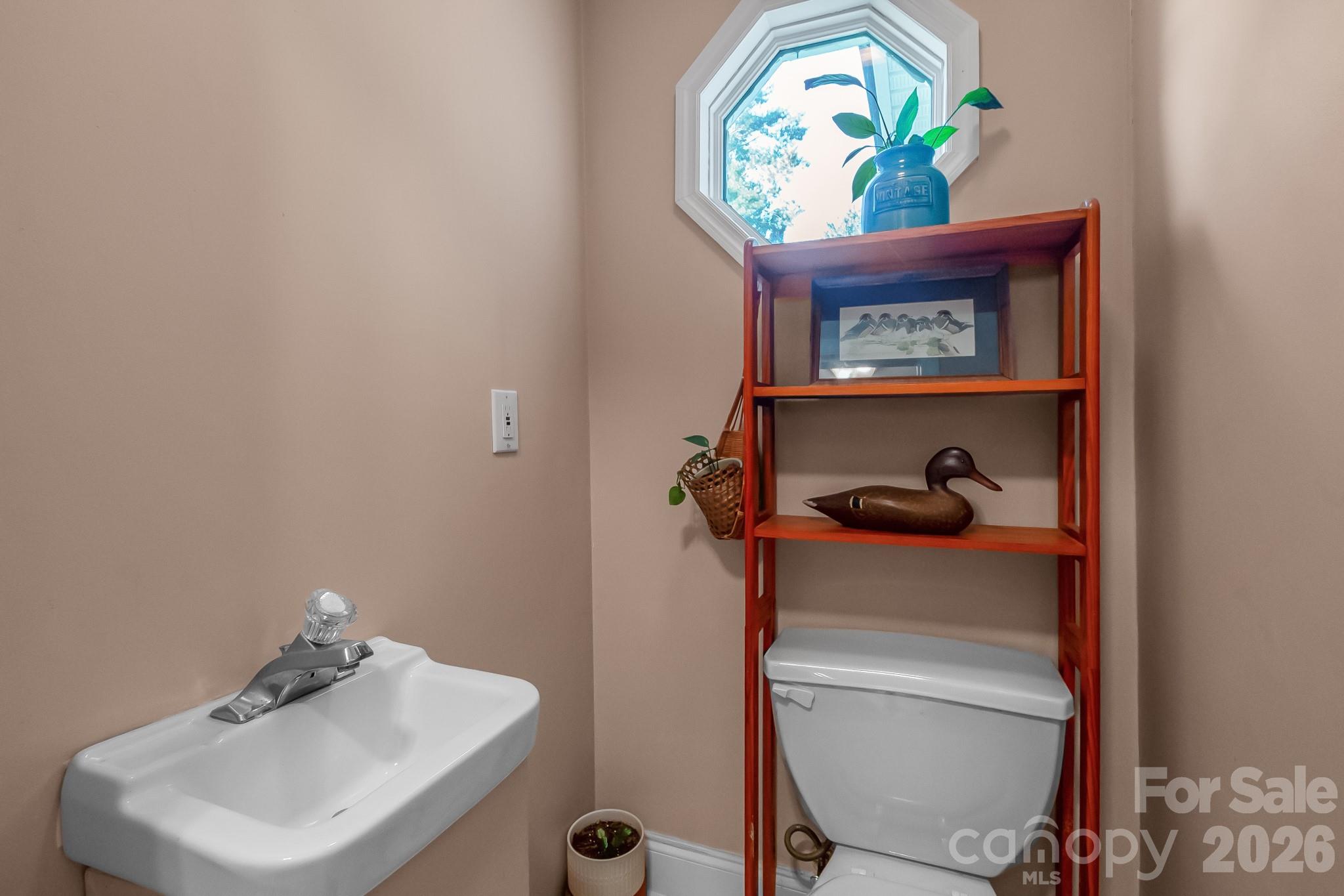 1240 Ponderosa Drive — Cassatt