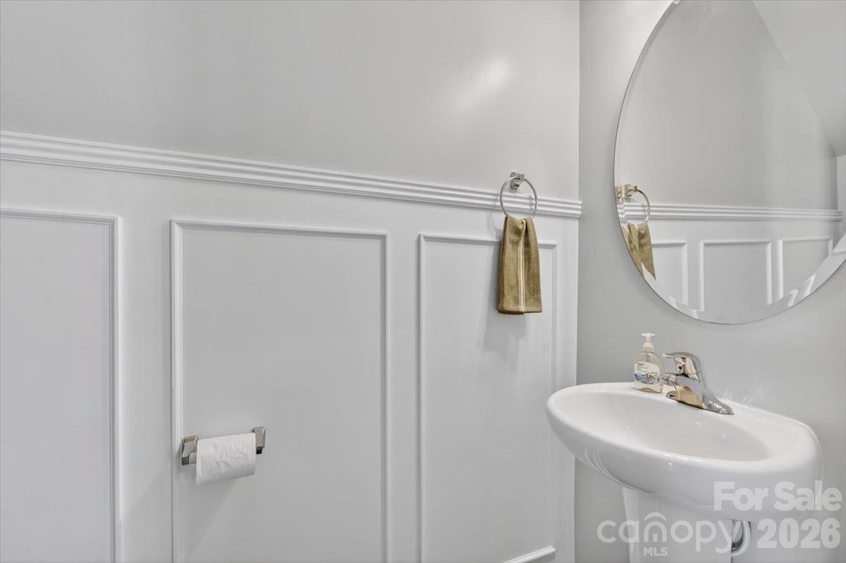 157 Kingsway Drive — Mooresville