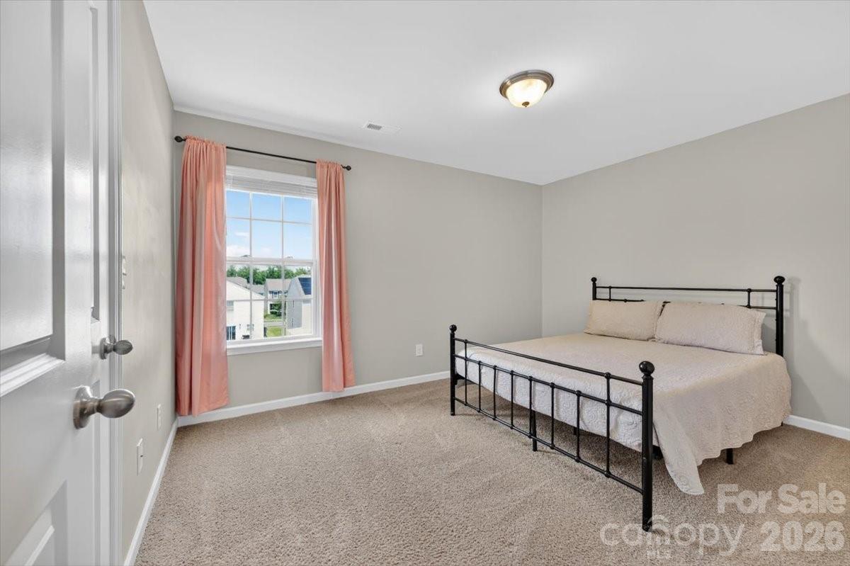 157 Kingsway Drive — Mooresville