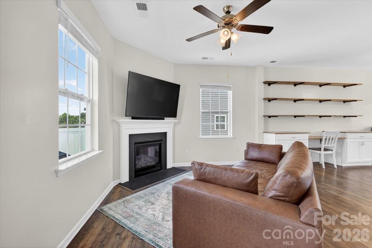 157 Kingsway Drive — Mooresville