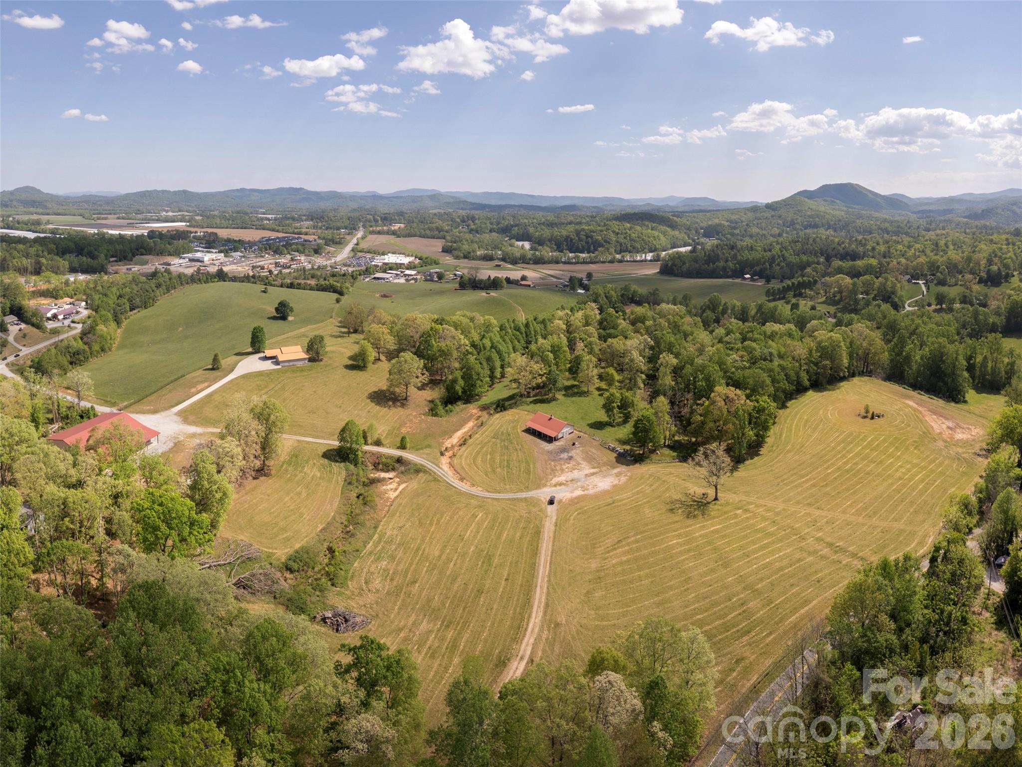 154 High Pasture Trail — Mills River