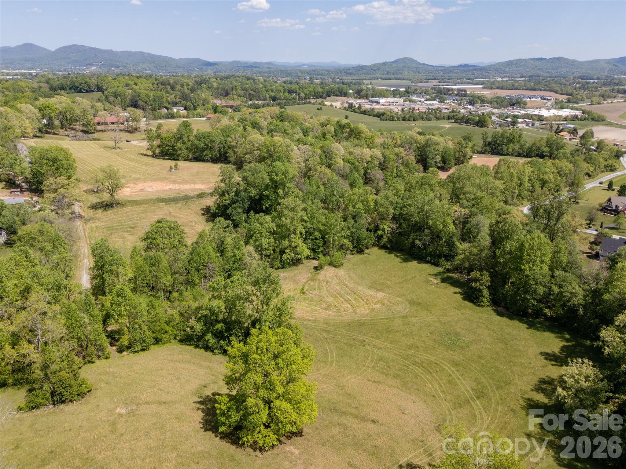 154 High Pasture Trail — Mills River