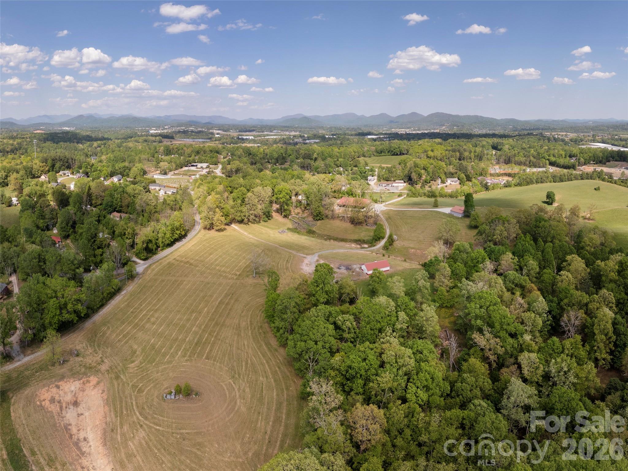 154 High Pasture Trail — Mills River