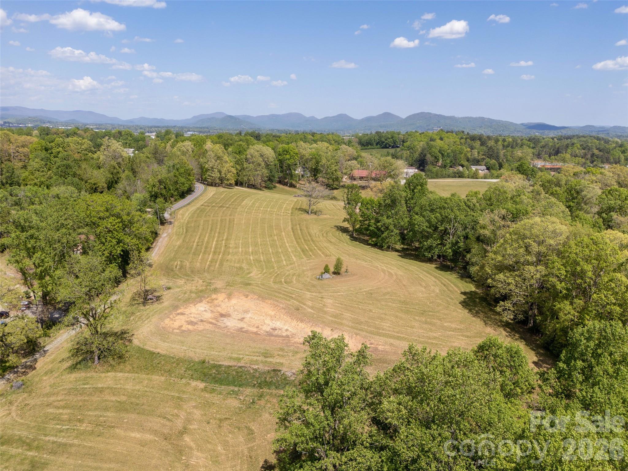 154 High Pasture Trail — Mills River