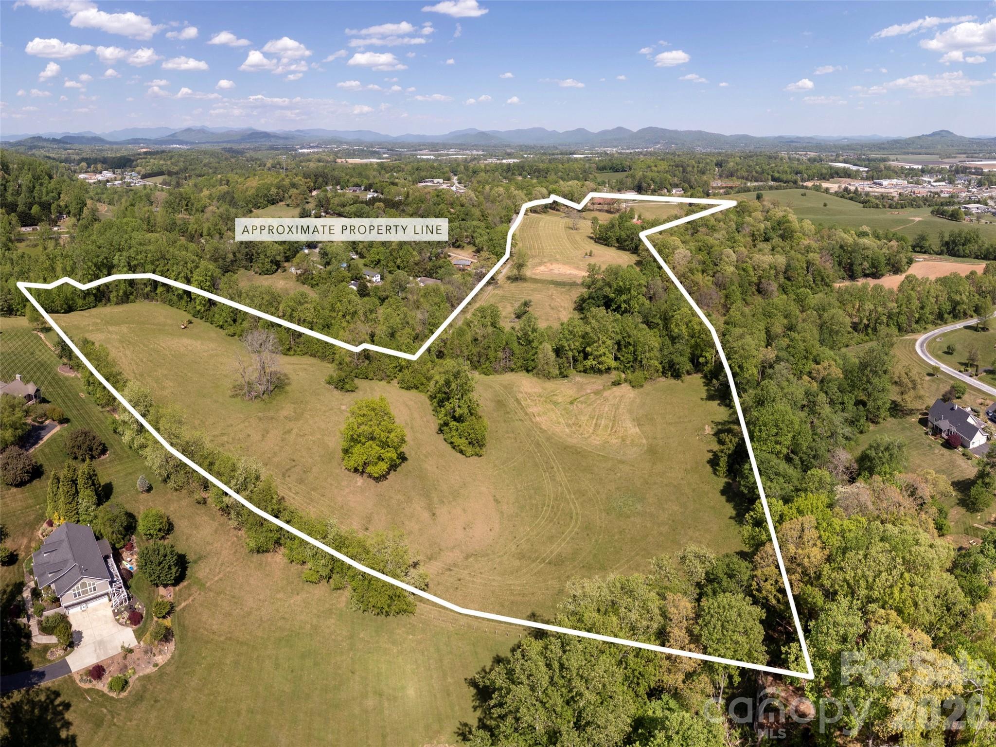 154 High Pasture Trail — Mills River