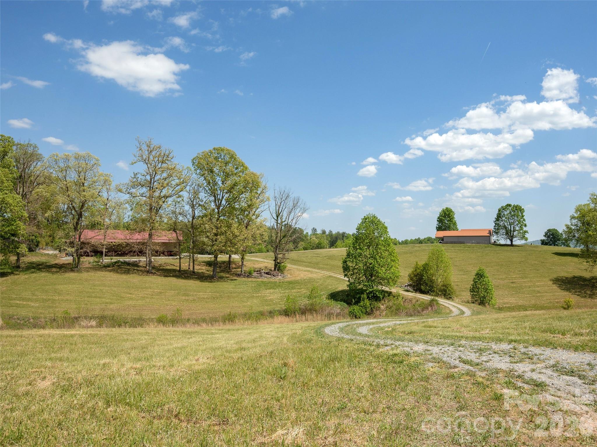 154 High Pasture Trail — Mills River