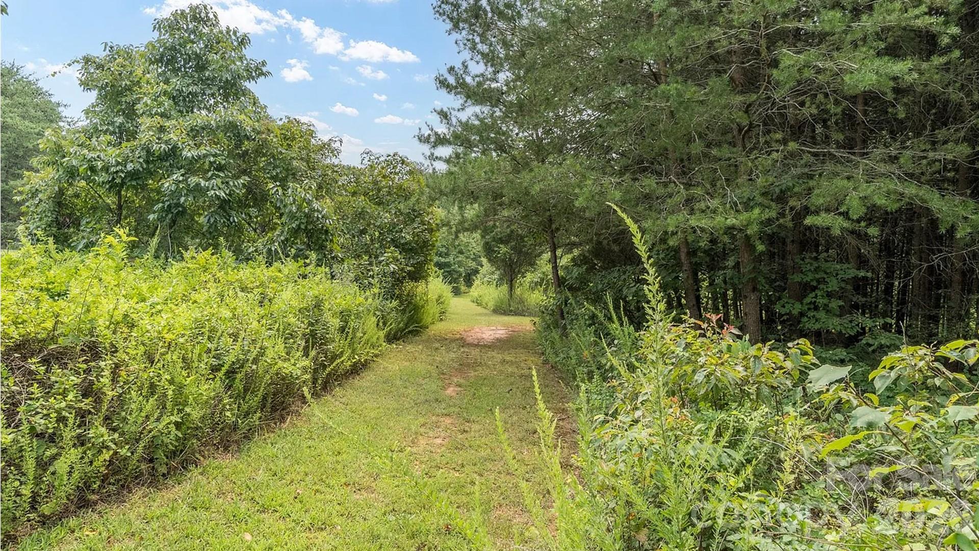 4220 Mount Beulah Road — Maiden