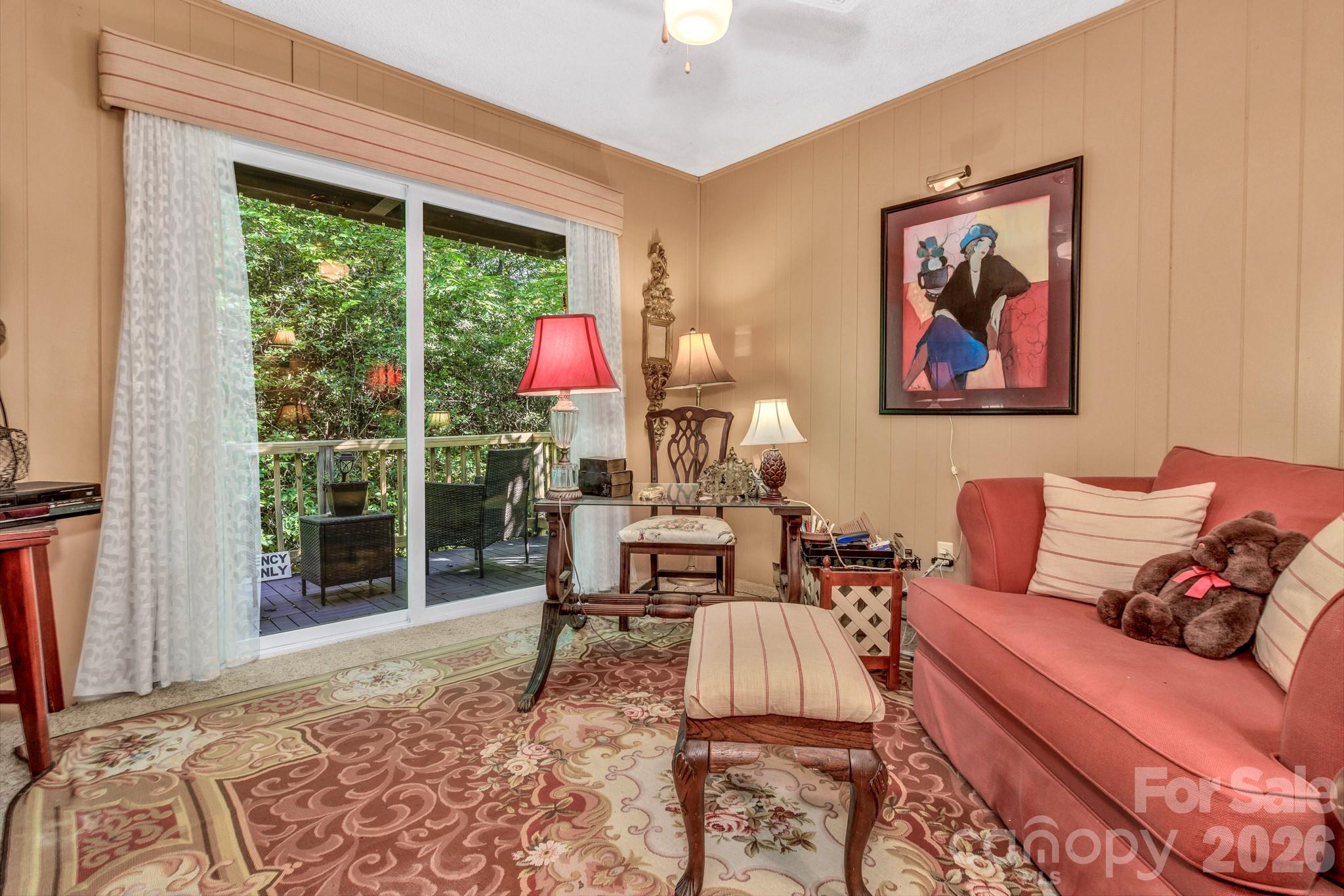 571 Tsisqua Circle — Brevard