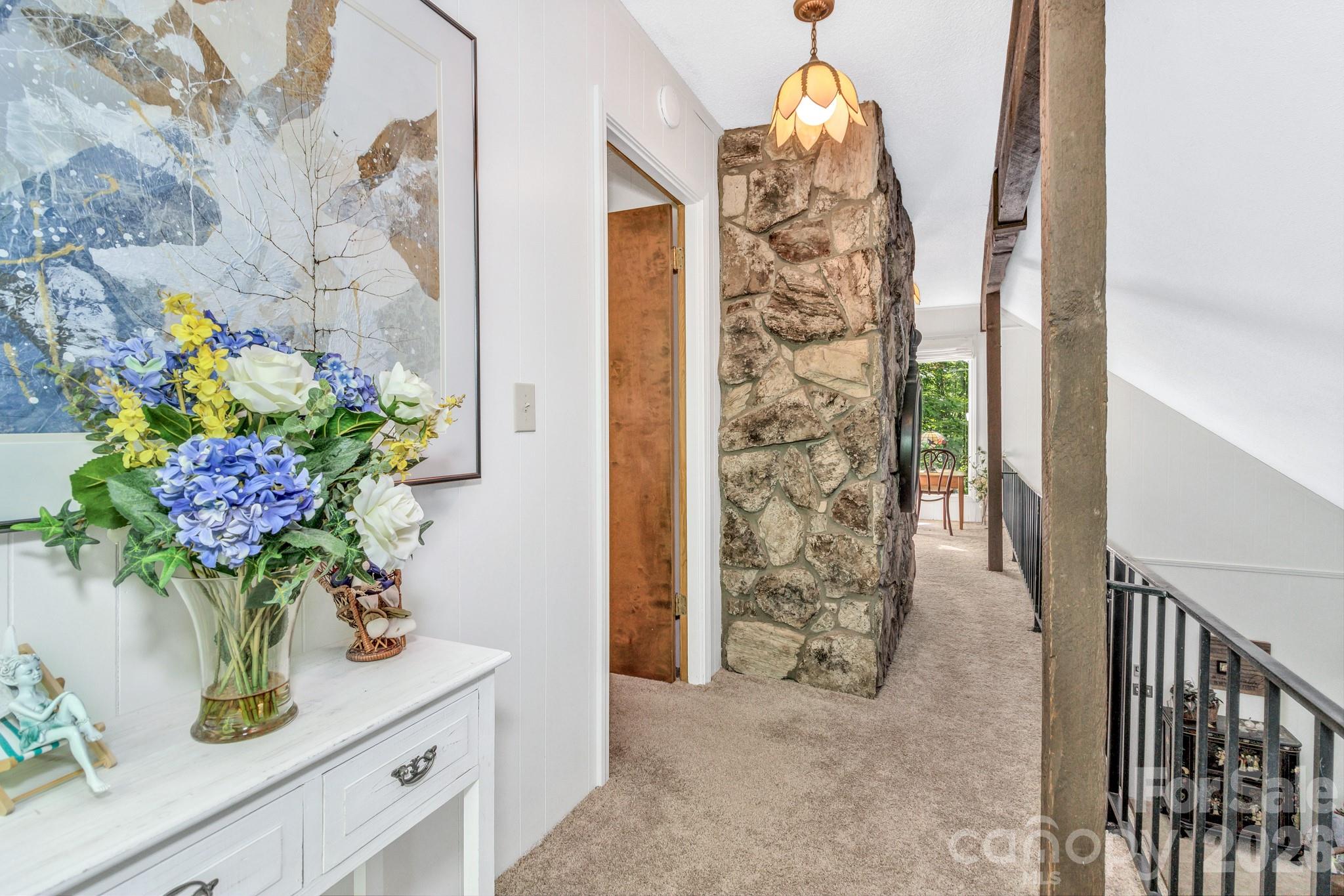 571 Tsisqua Circle — Brevard