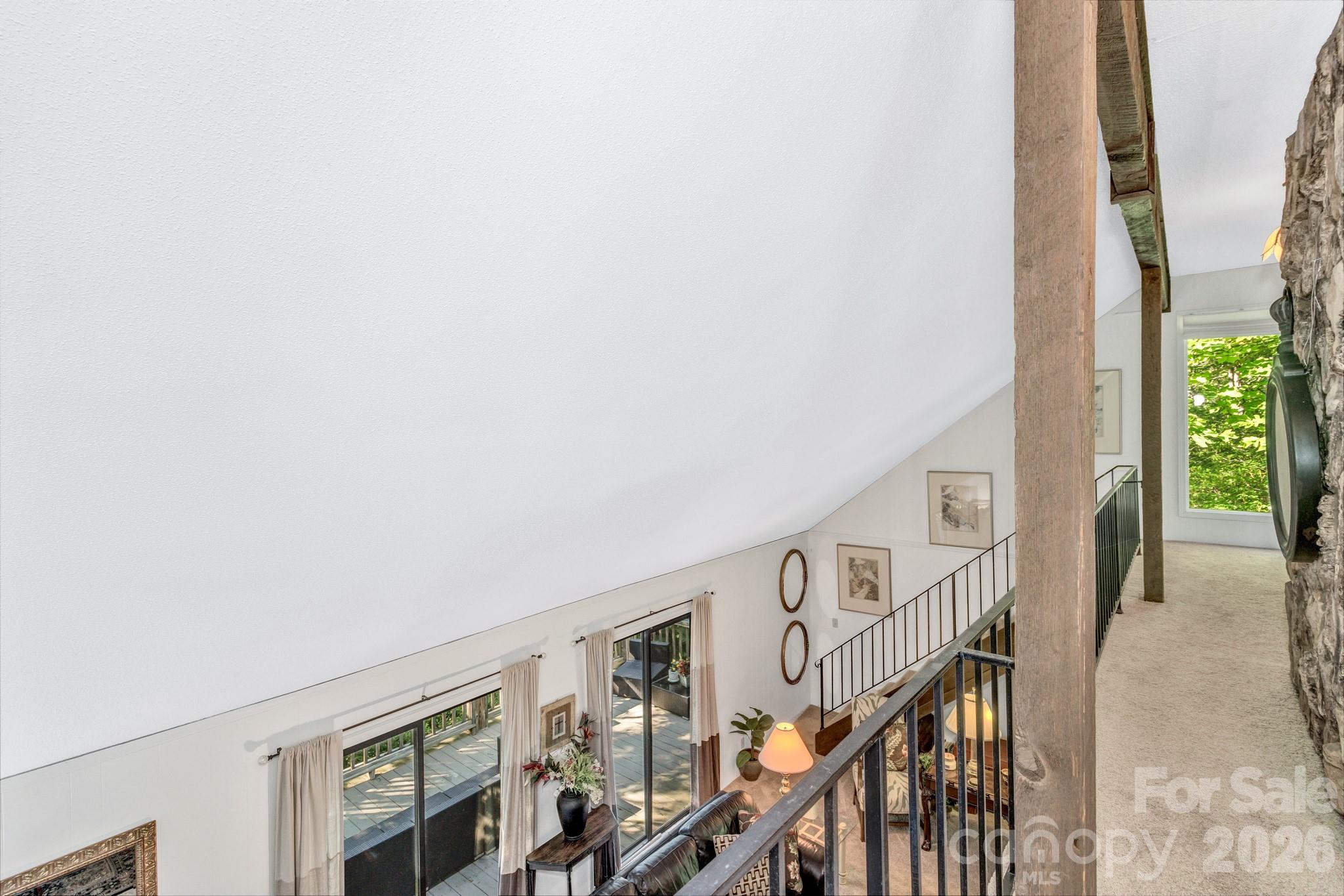 571 Tsisqua Circle — Brevard