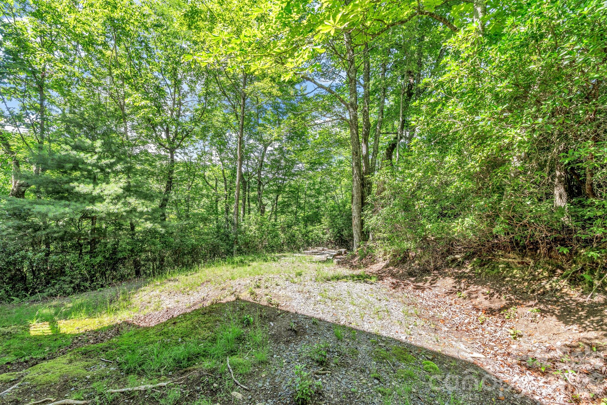 571 Tsisqua Circle — Brevard