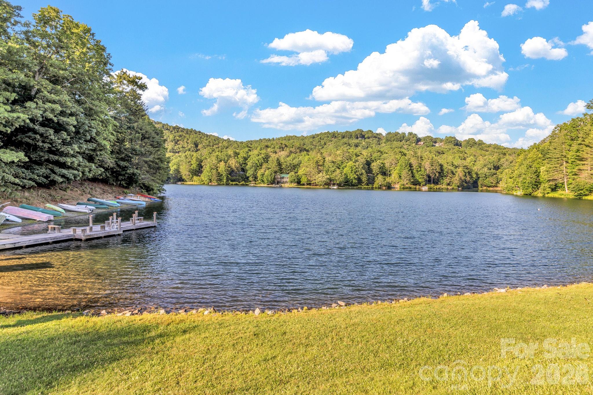 571 Tsisqua Circle — Brevard