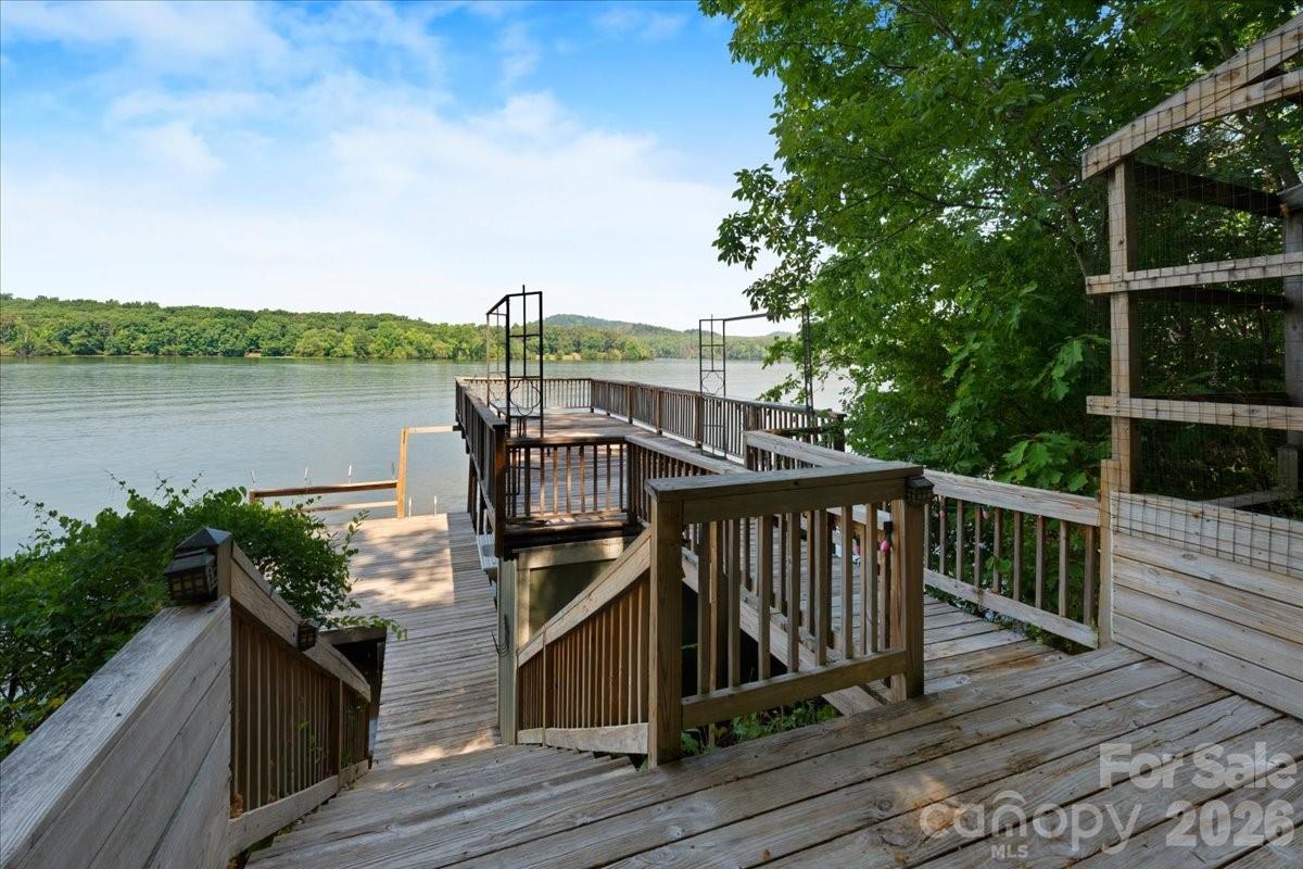 263 Lakewood Circle — Troy