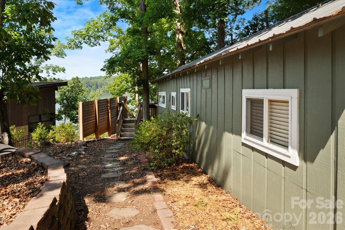 263 Lakewood Circle — Troy