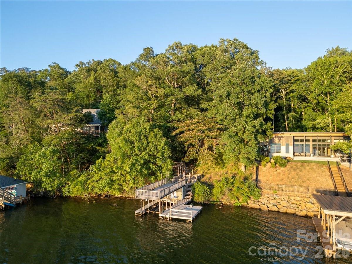 263 Lakewood Circle — Troy