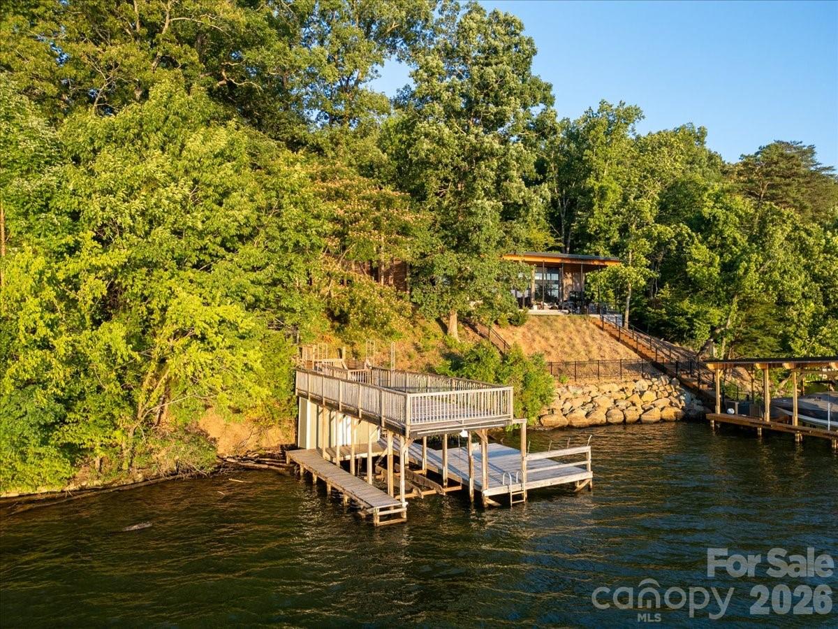 263 Lakewood Circle — Troy