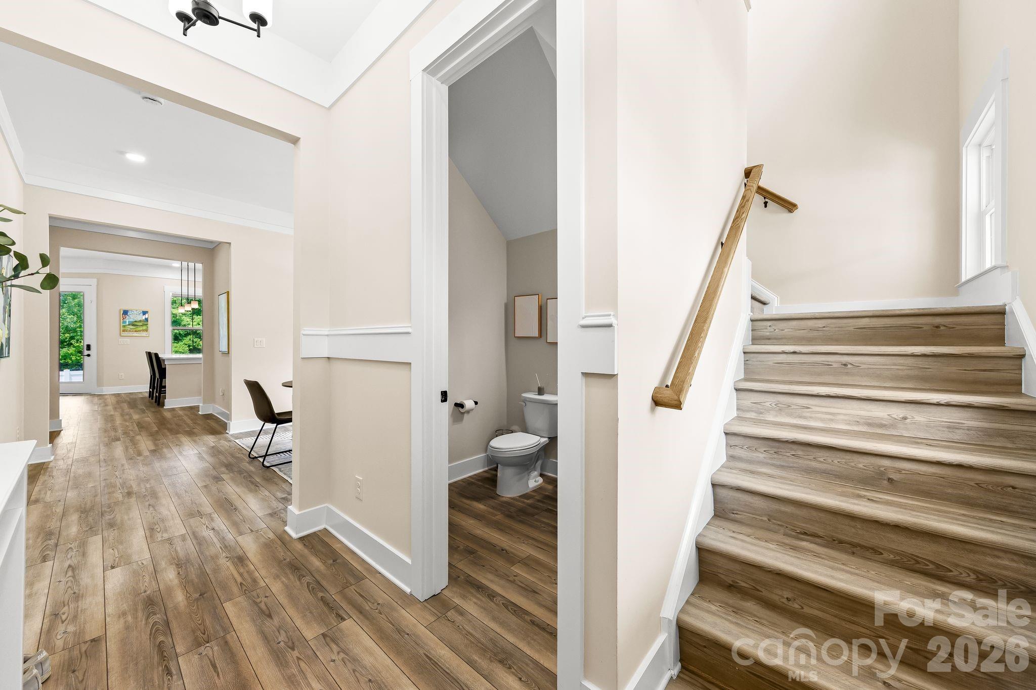 1002 Parkes Street — Matthews