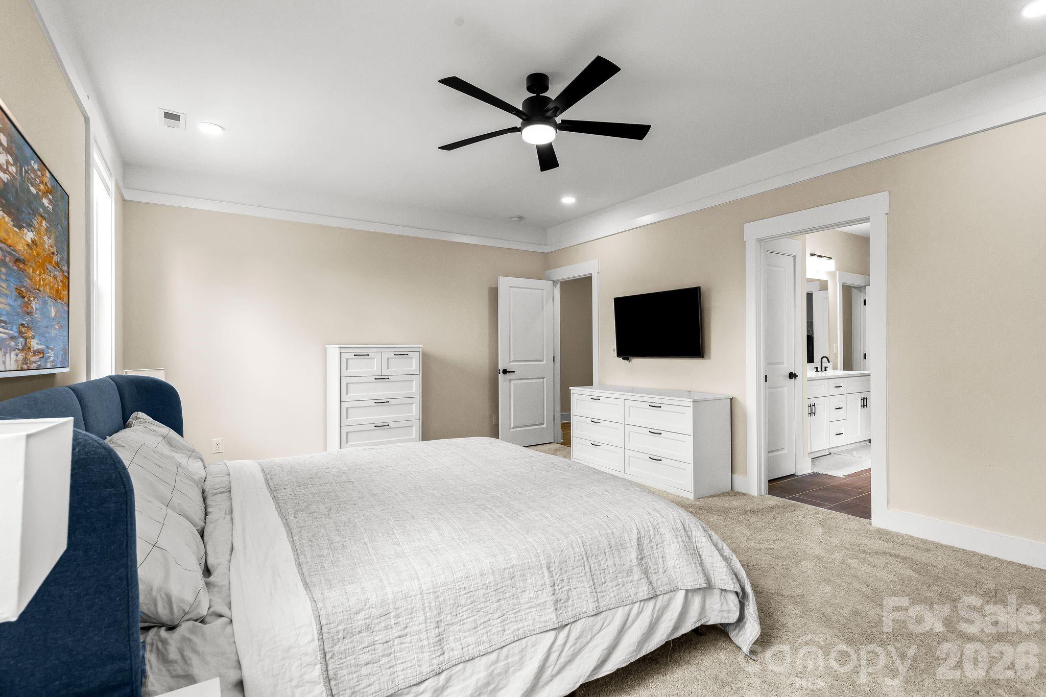 1002 Parkes Street — Matthews