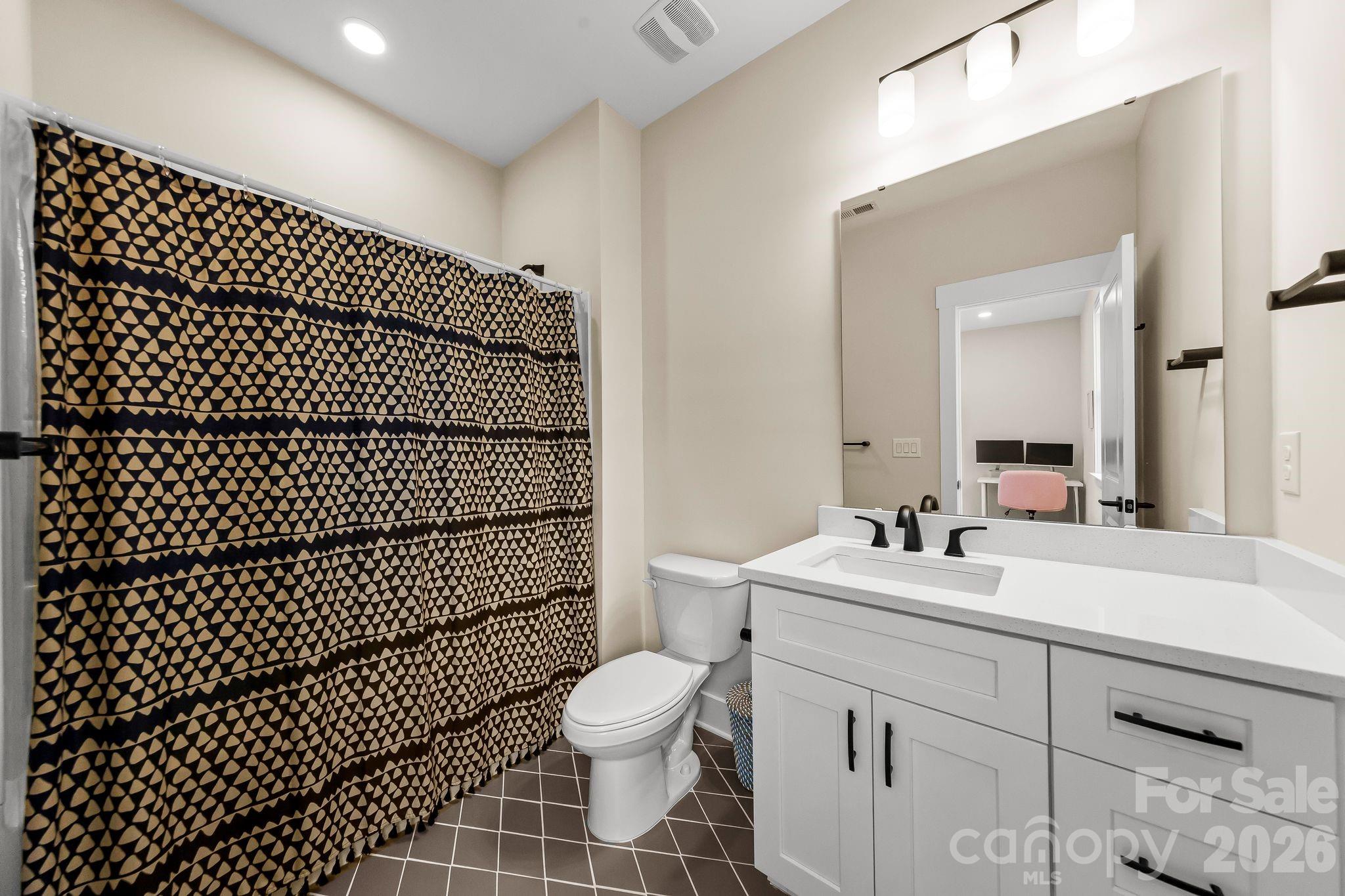 1002 Parkes Street — Matthews