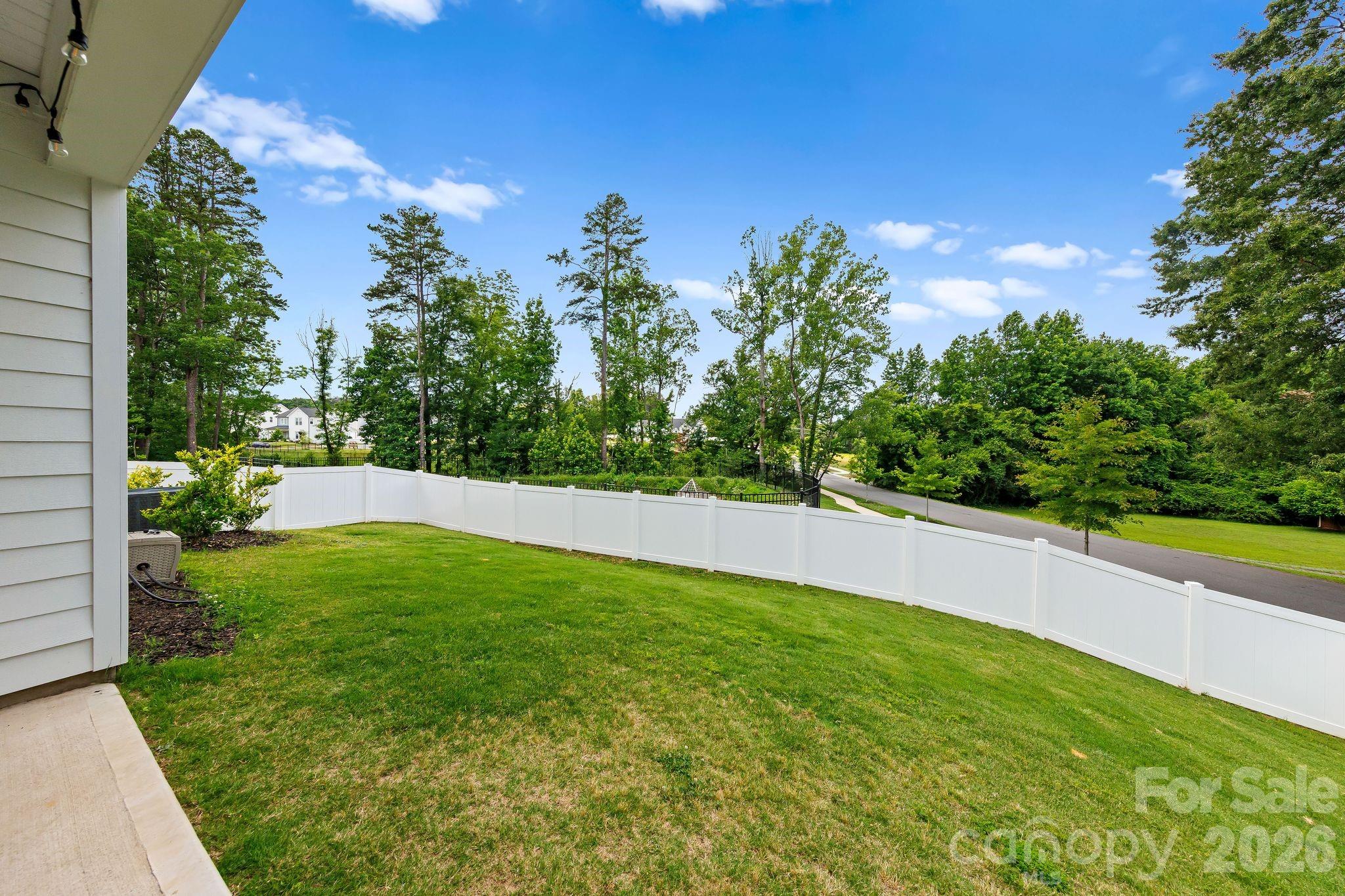 1002 Parkes Street — Matthews