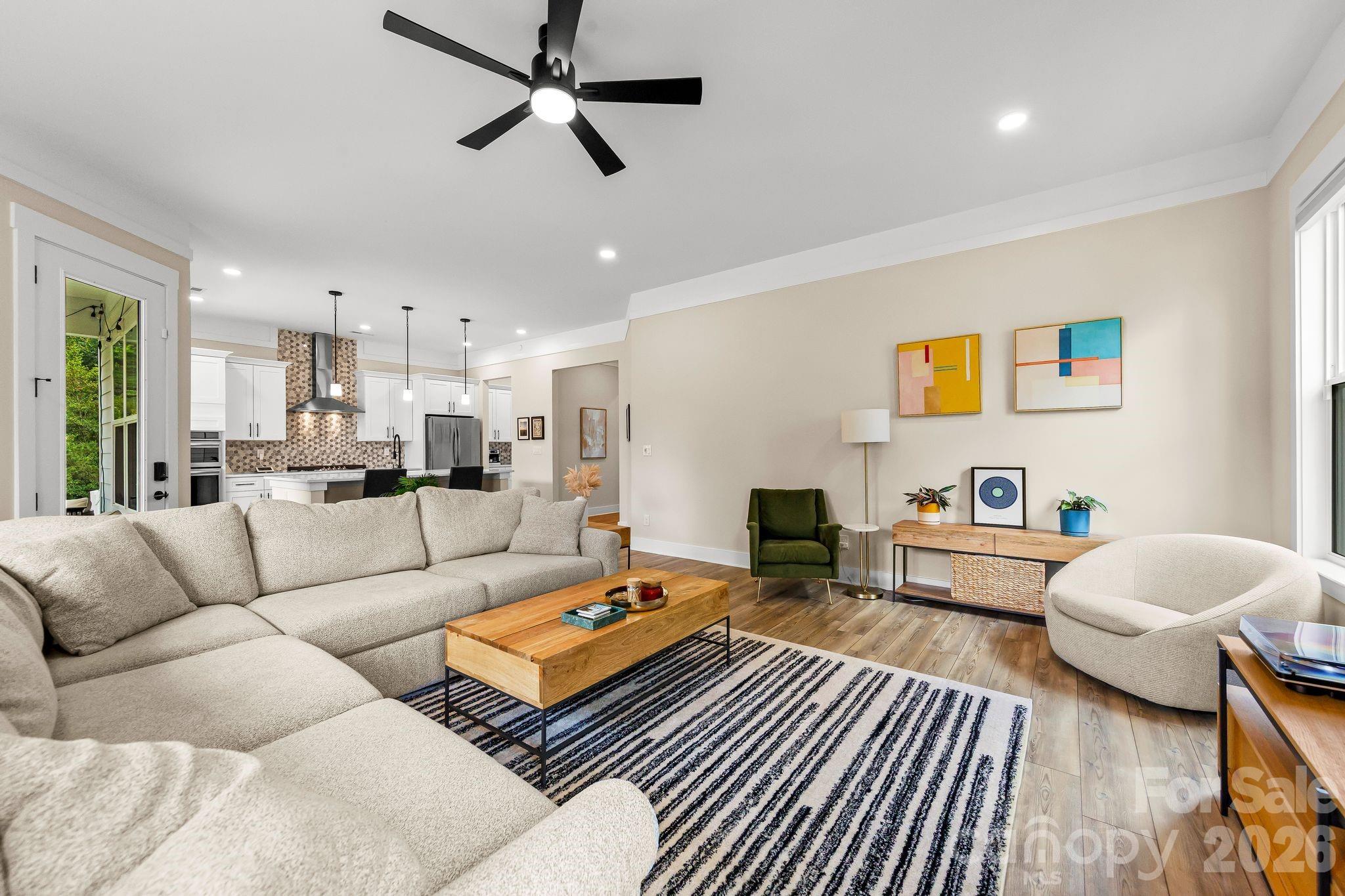 1002 Parkes Street — Matthews