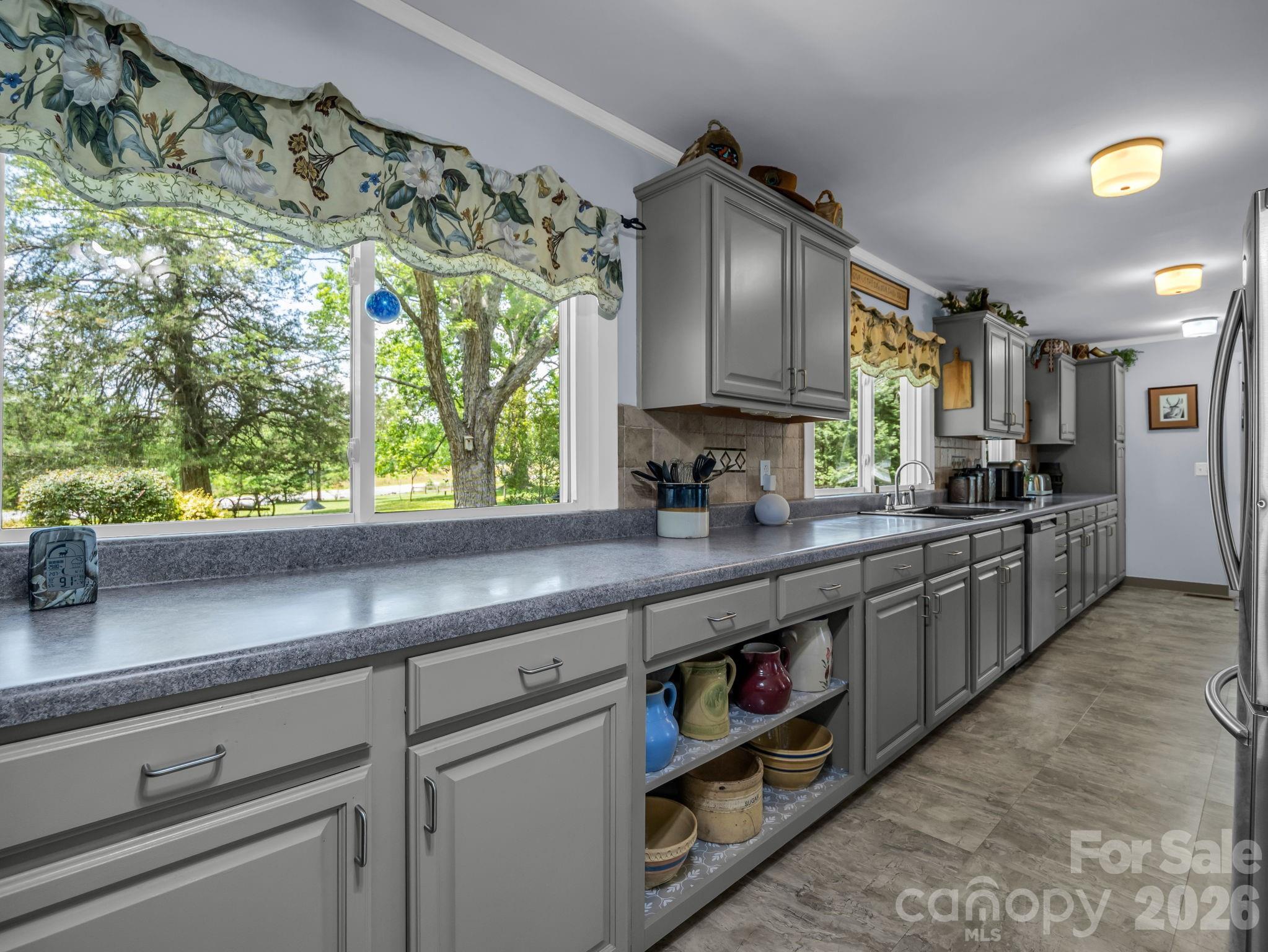 10 Deer Run Lane — Columbus