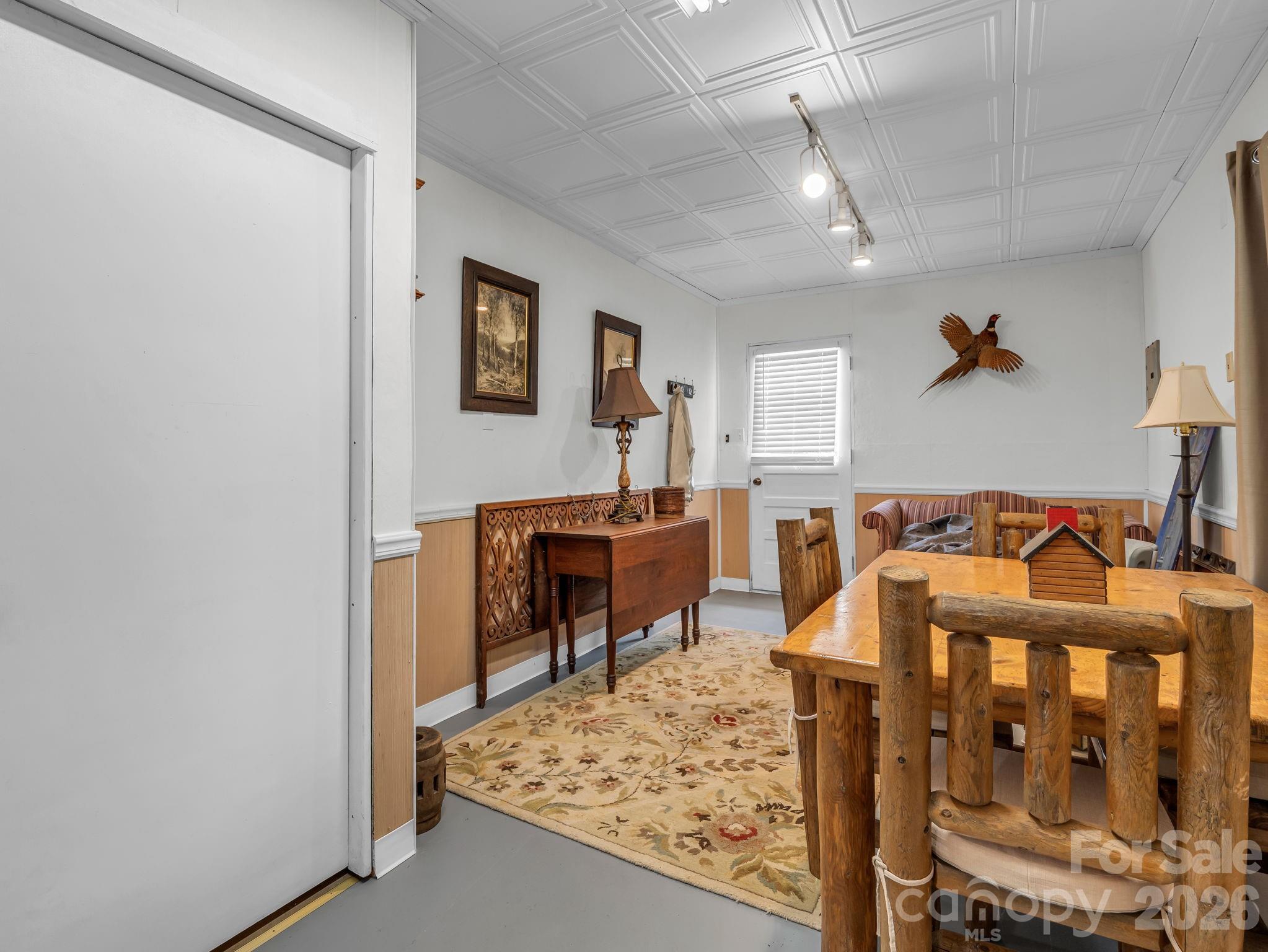 10 Deer Run Lane — Columbus