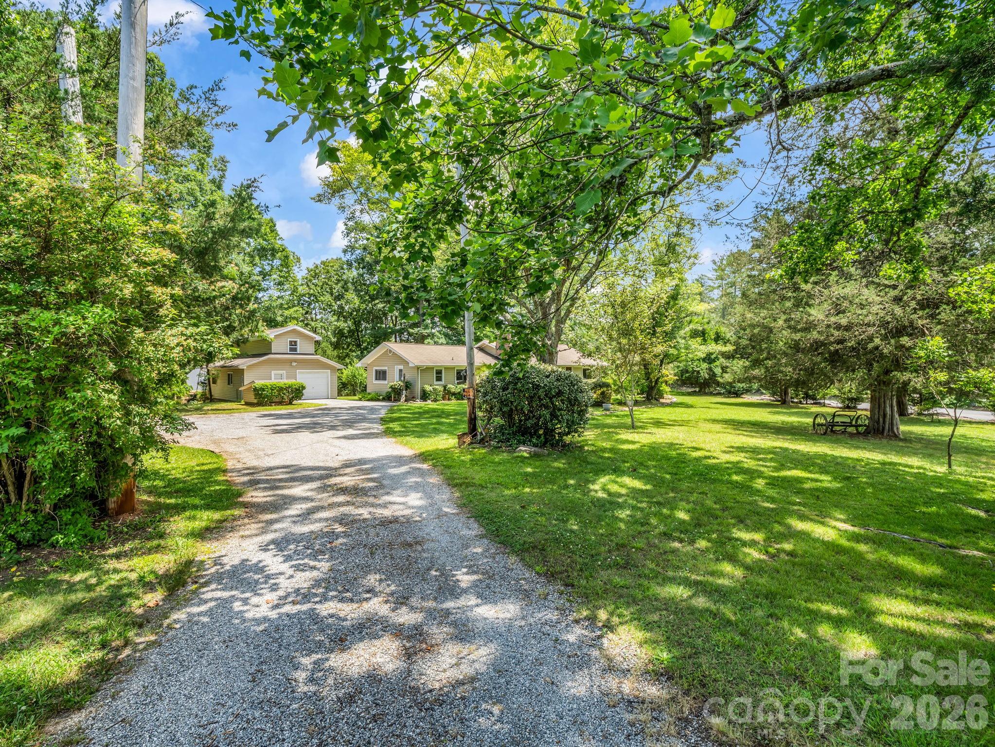 10 Deer Run Lane — Columbus