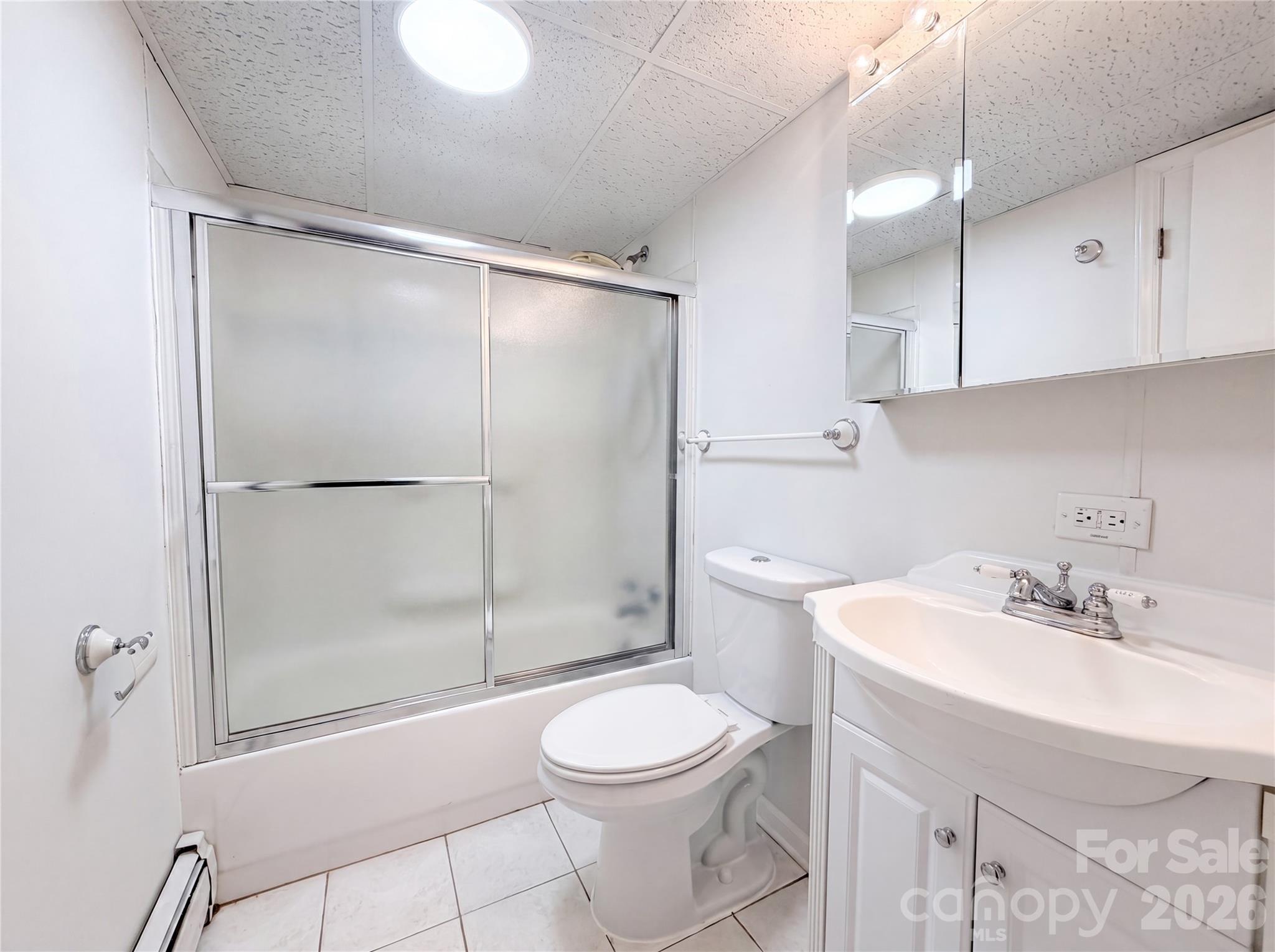 1580 W Cloaninger Avenue — Statesville