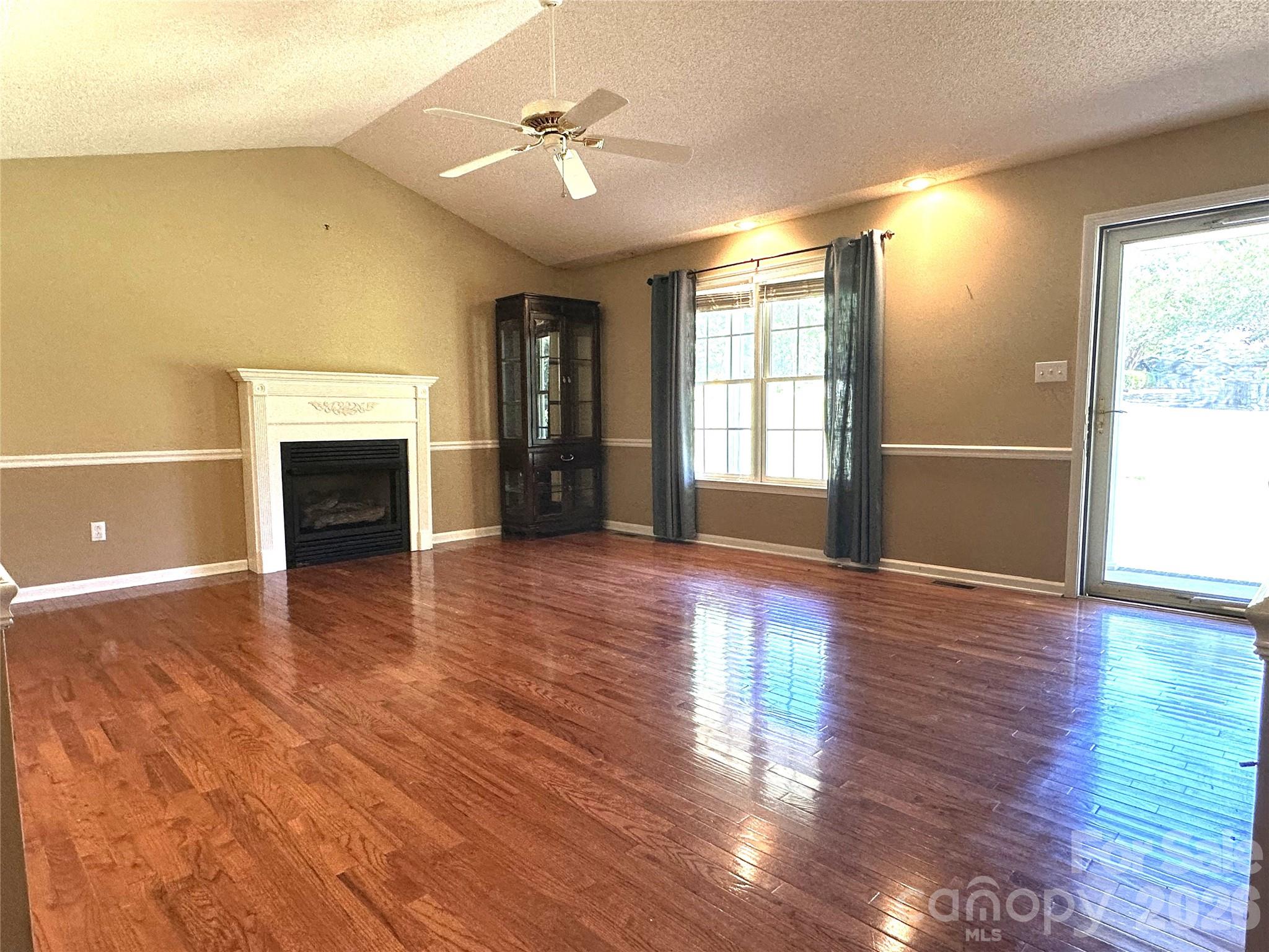 1724 Wellington Avenue — Newton