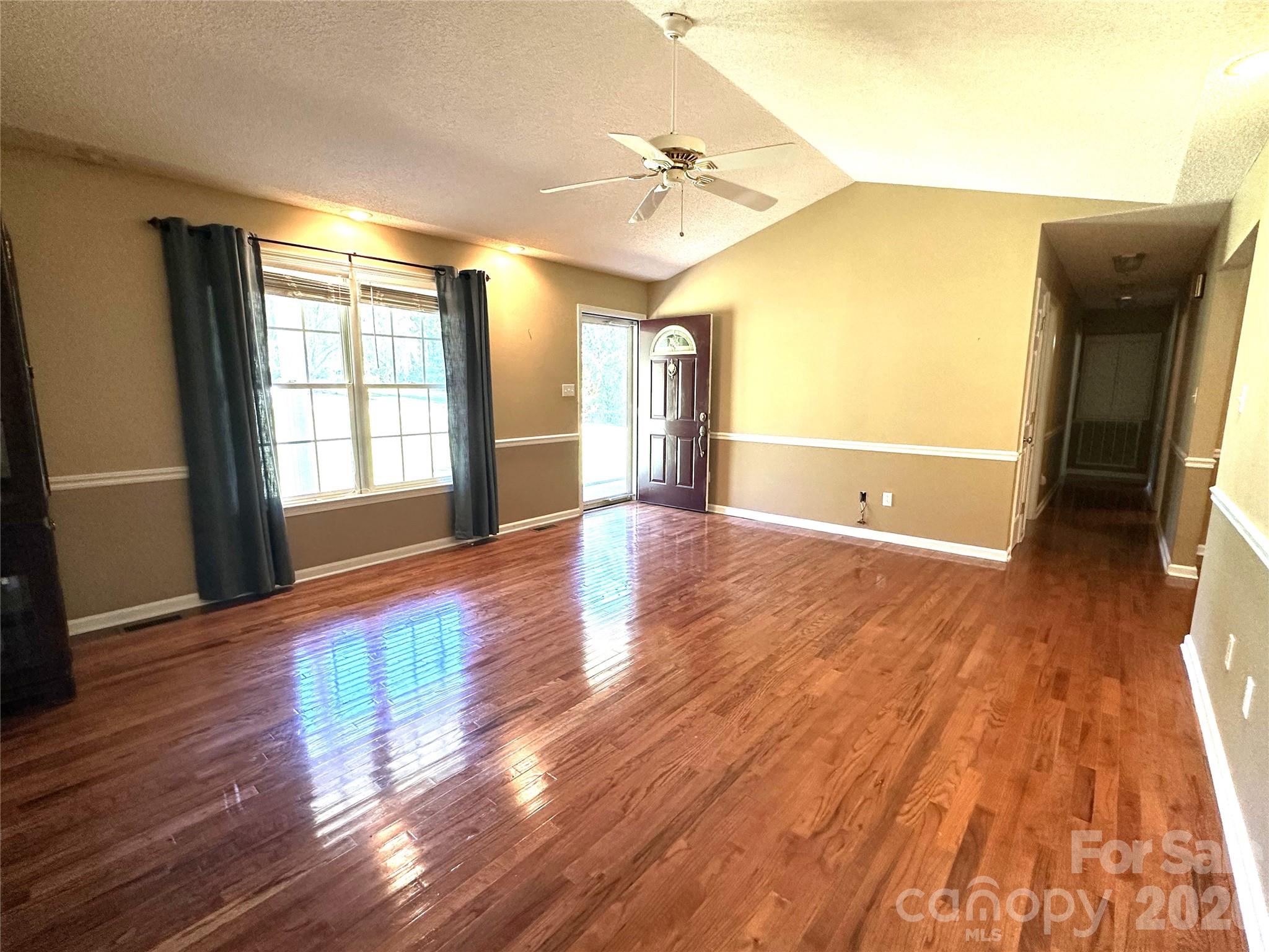 1724 Wellington Avenue — Newton