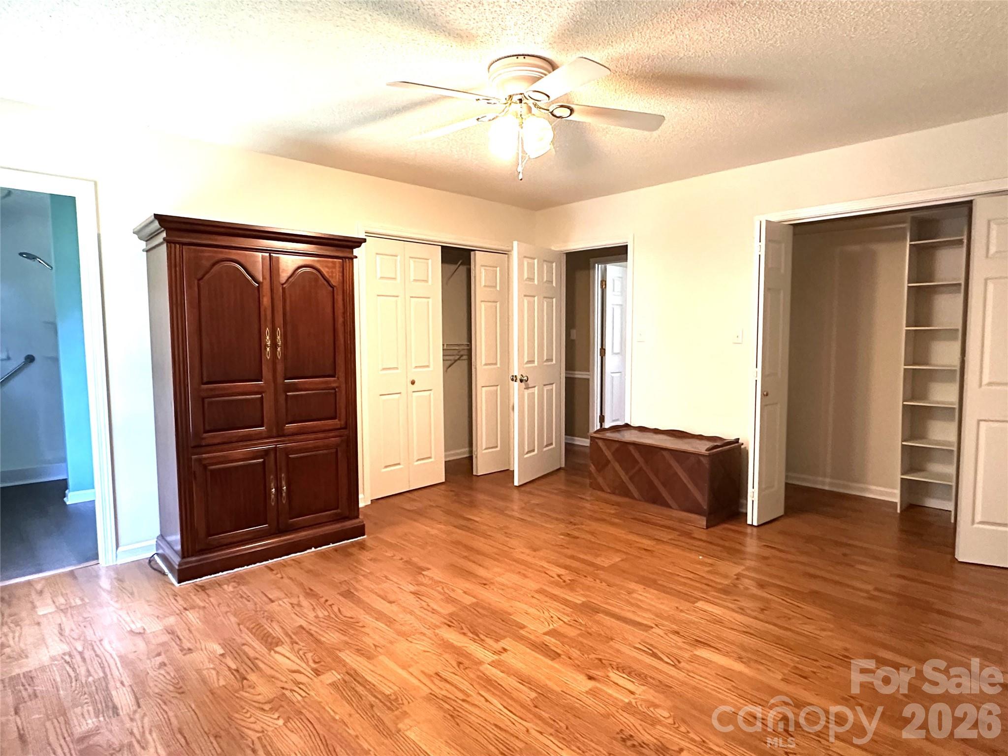 1724 Wellington Avenue — Newton