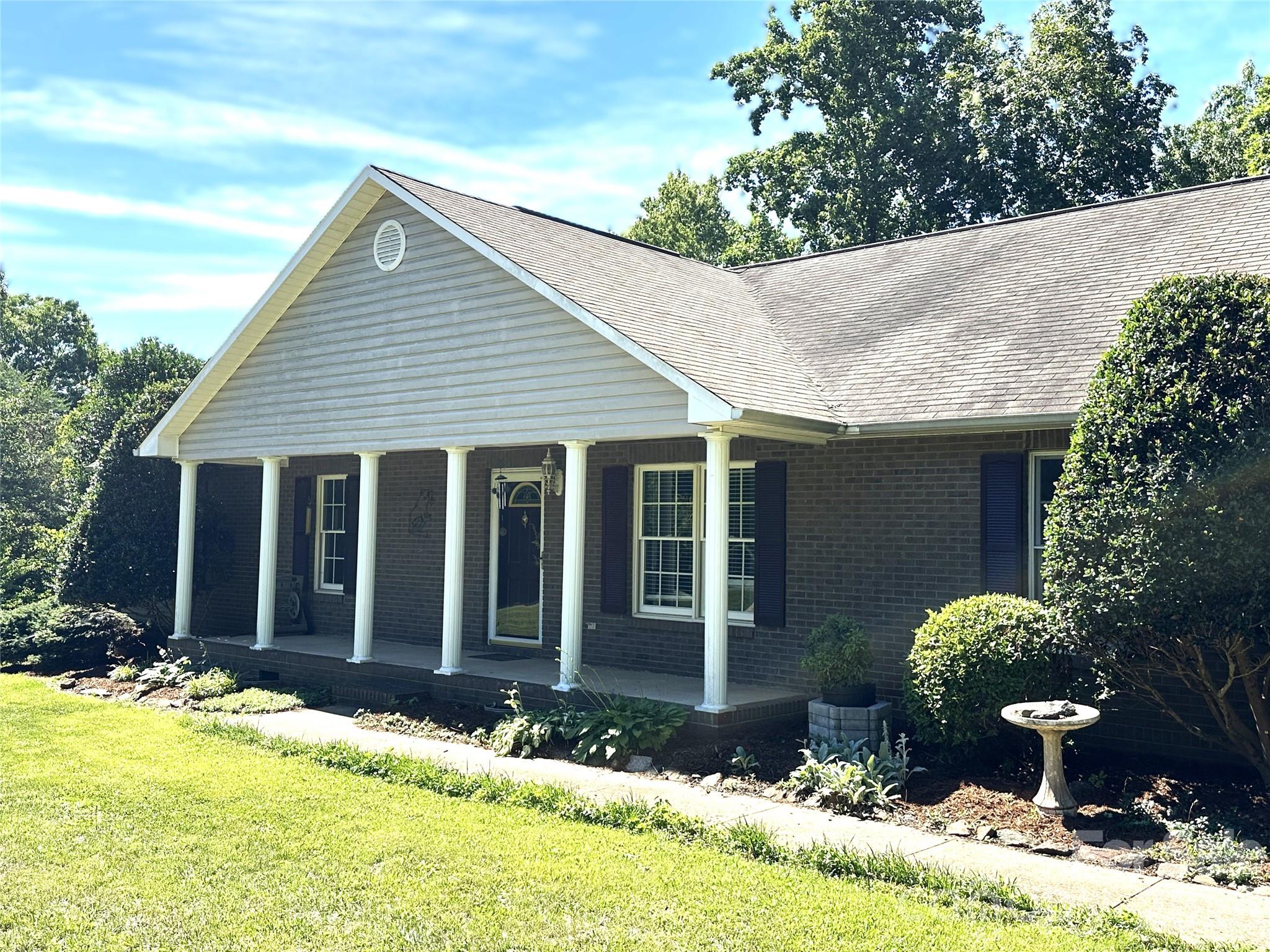 1724 Wellington Avenue — Newton