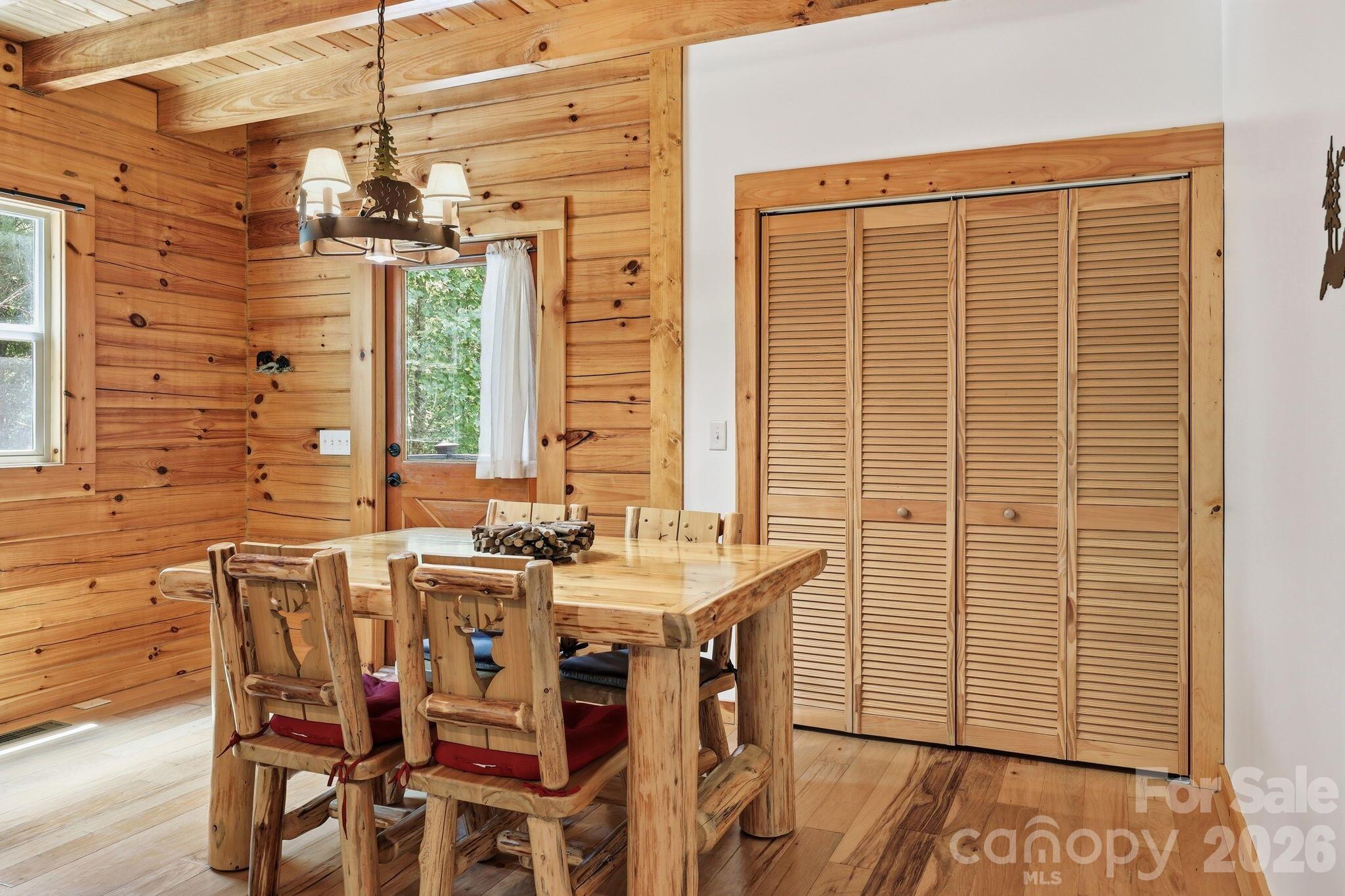 15 Trillium Trail — Nebo