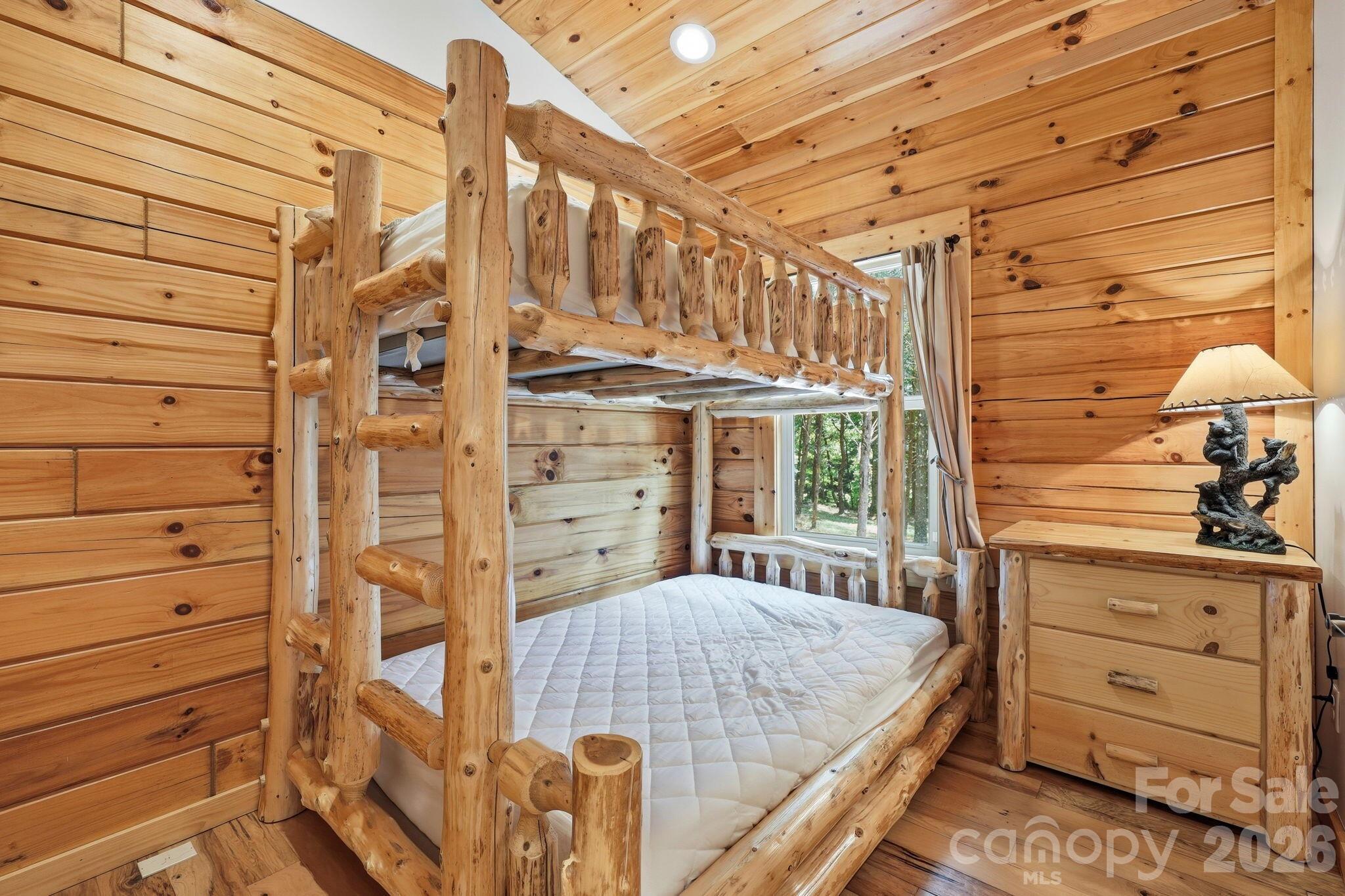 15 Trillium Trail — Nebo