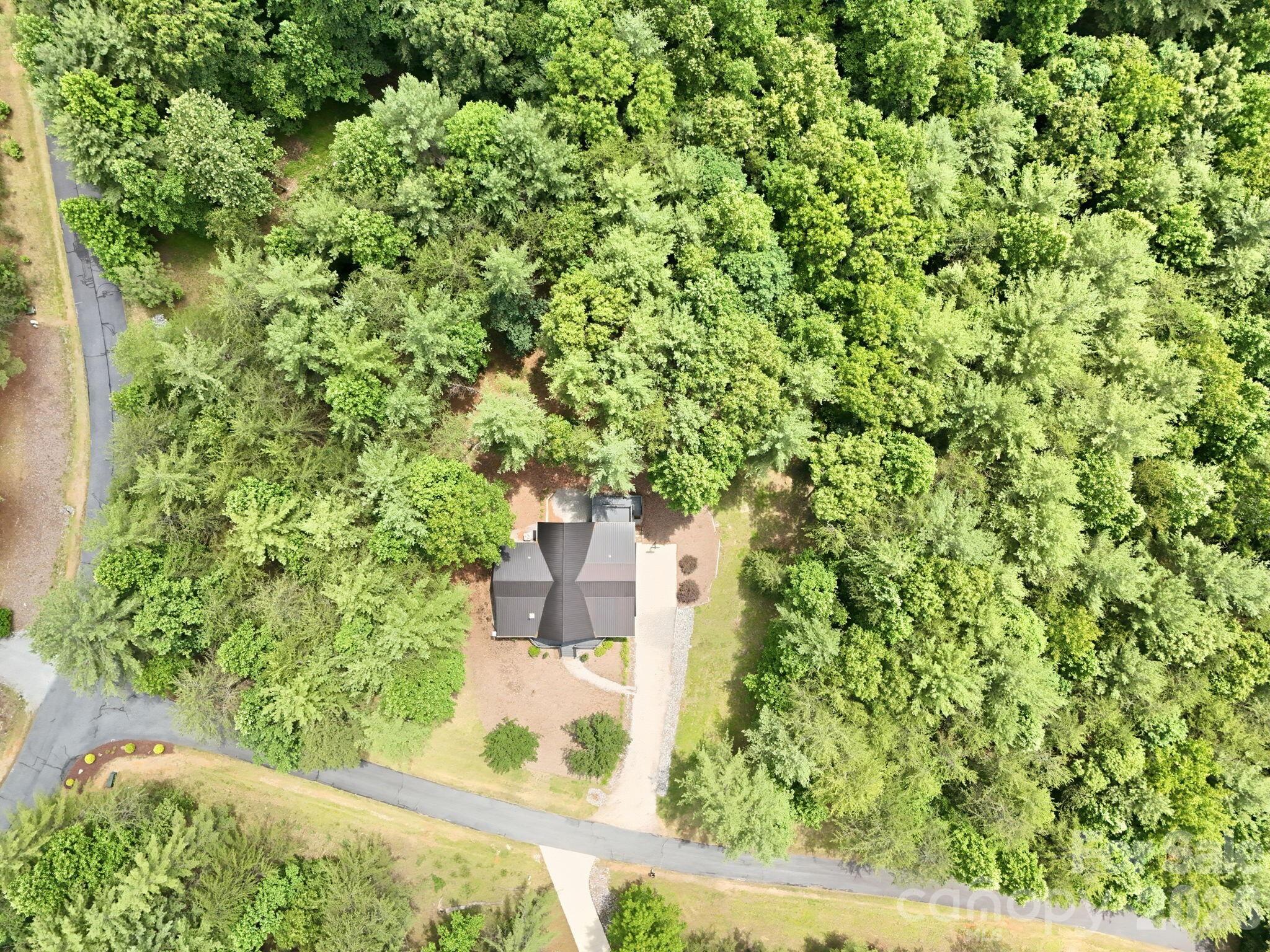 15 Trillium Trail — Nebo