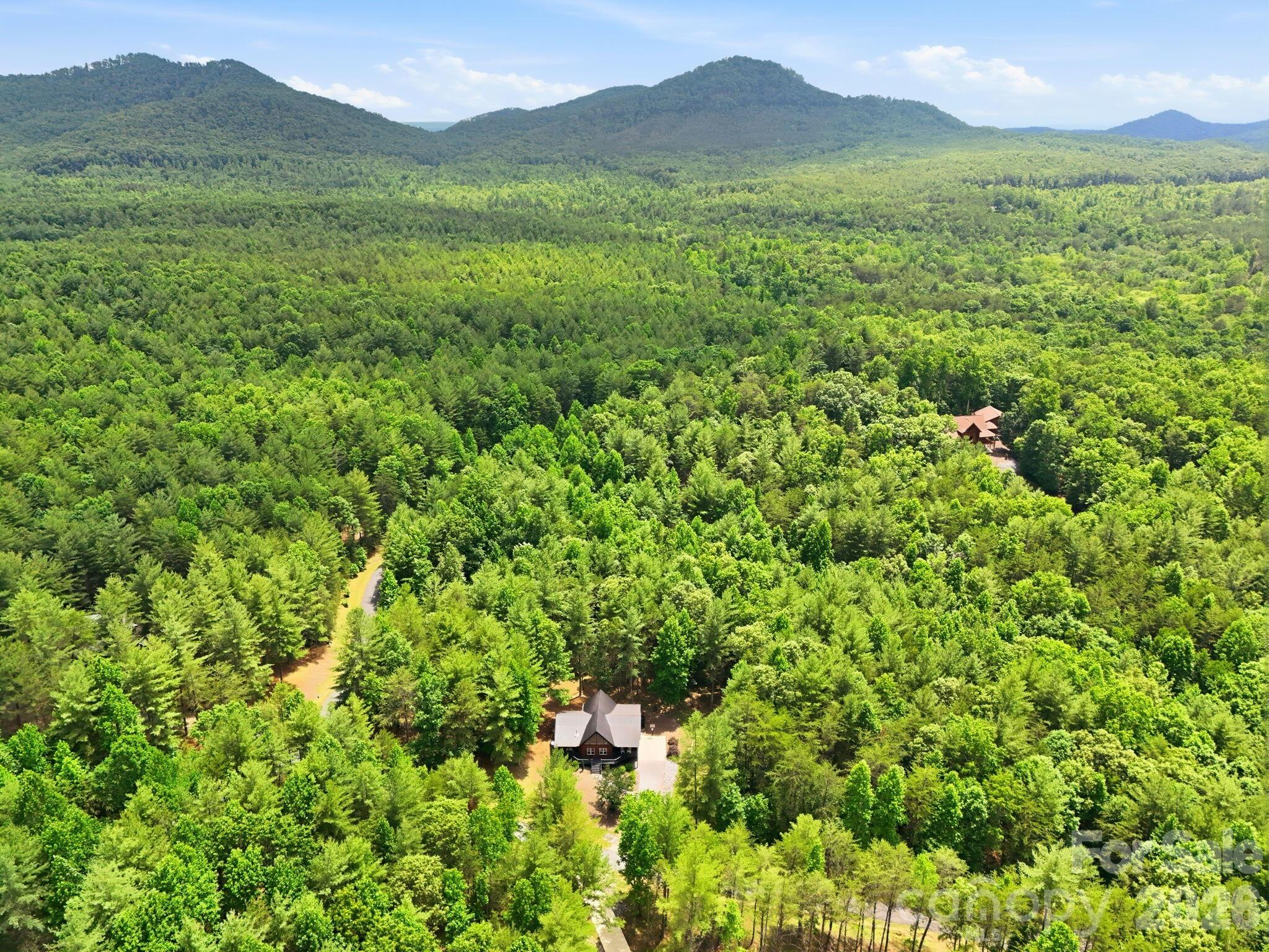15 Trillium Trail — Nebo