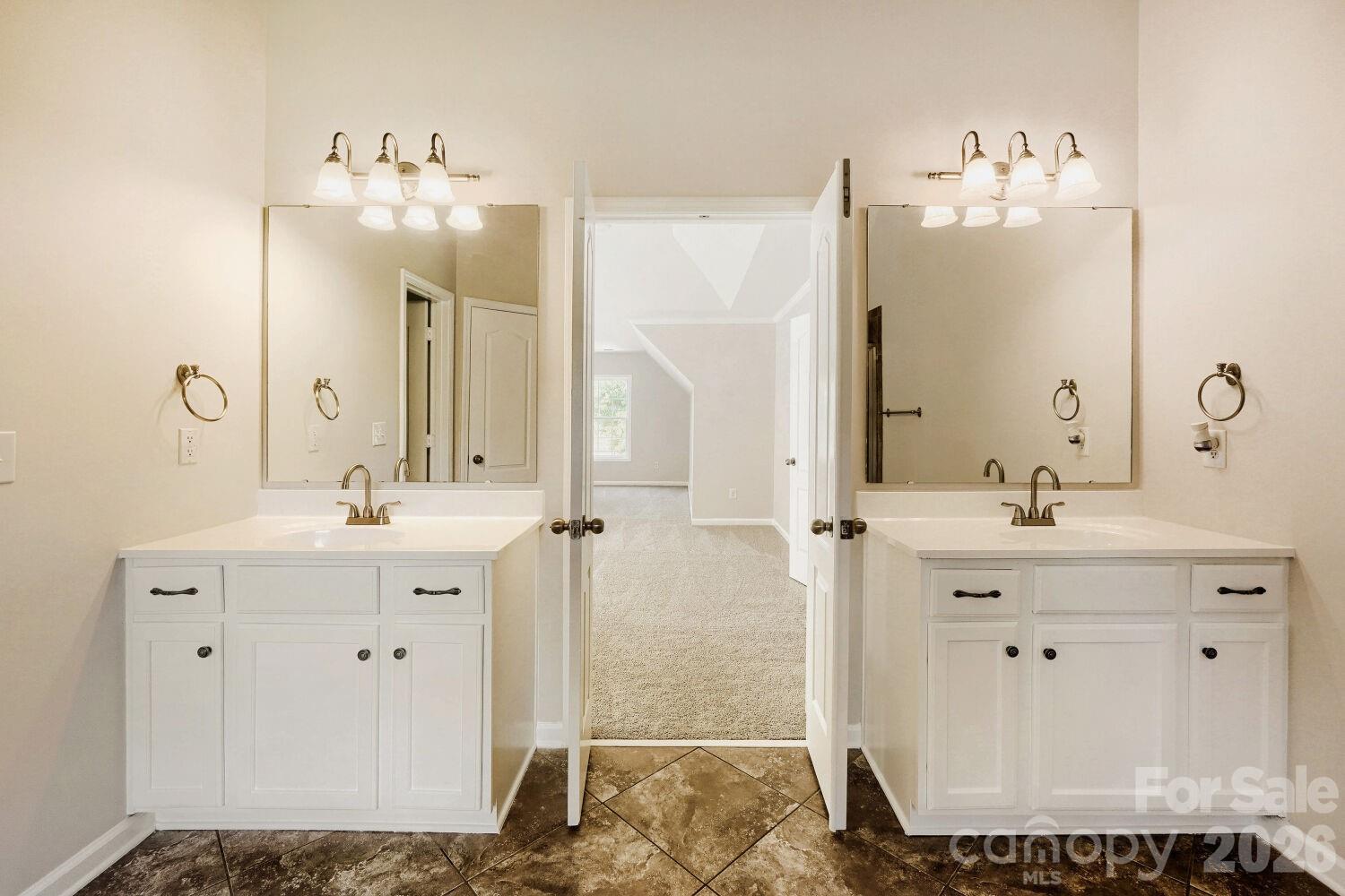 5613 Shenandoah Drive — Waxhaw
