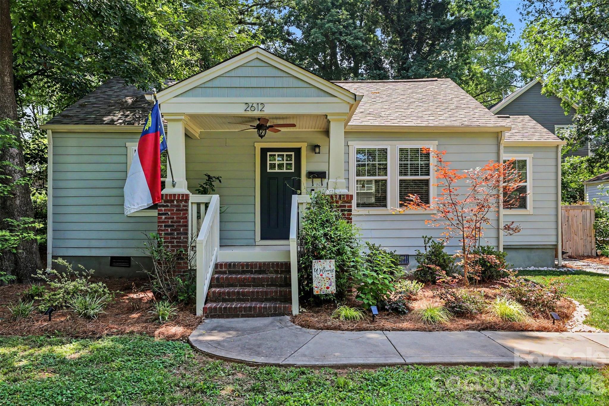 2612 Roslyn Avenue — Charlotte