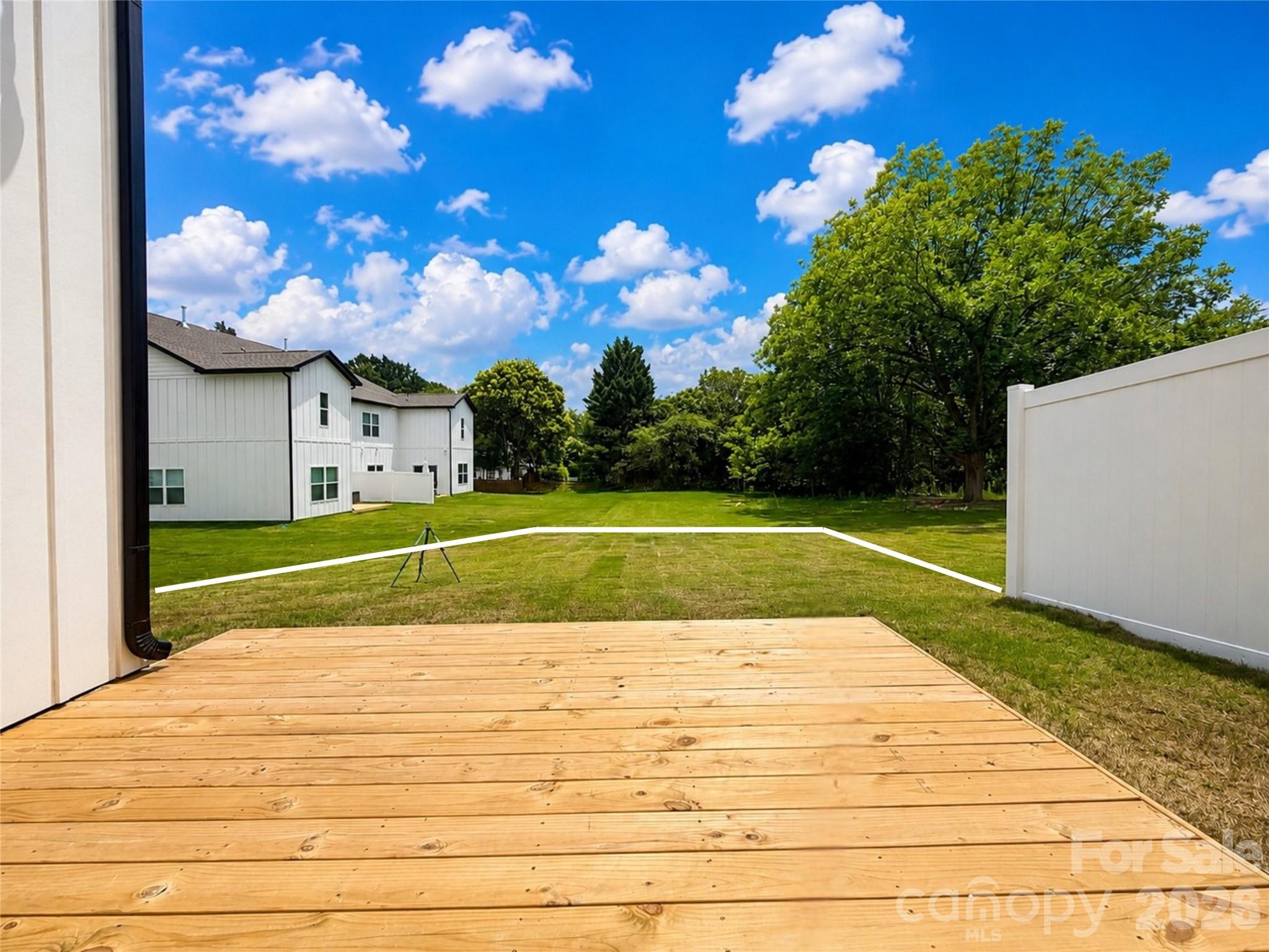 1242 N Sharon Amity Road — Charlotte