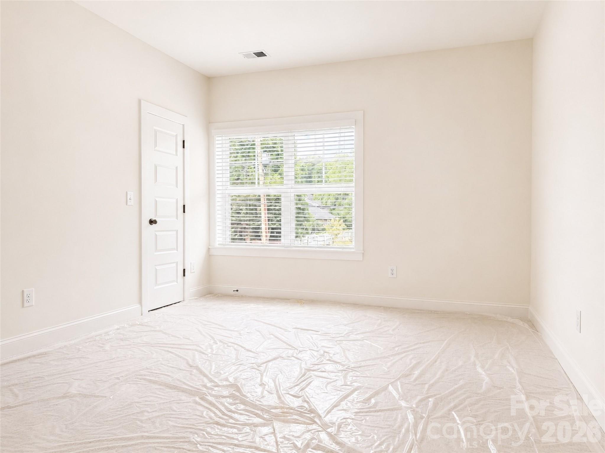 1242 N Sharon Amity Road — Charlotte