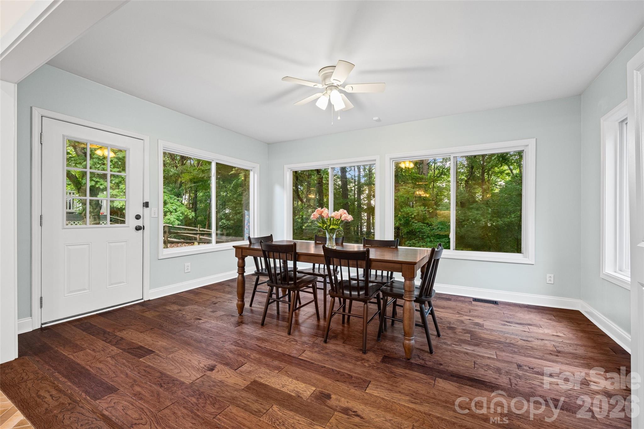 12029 Spinnaker Drive — Tega Cay