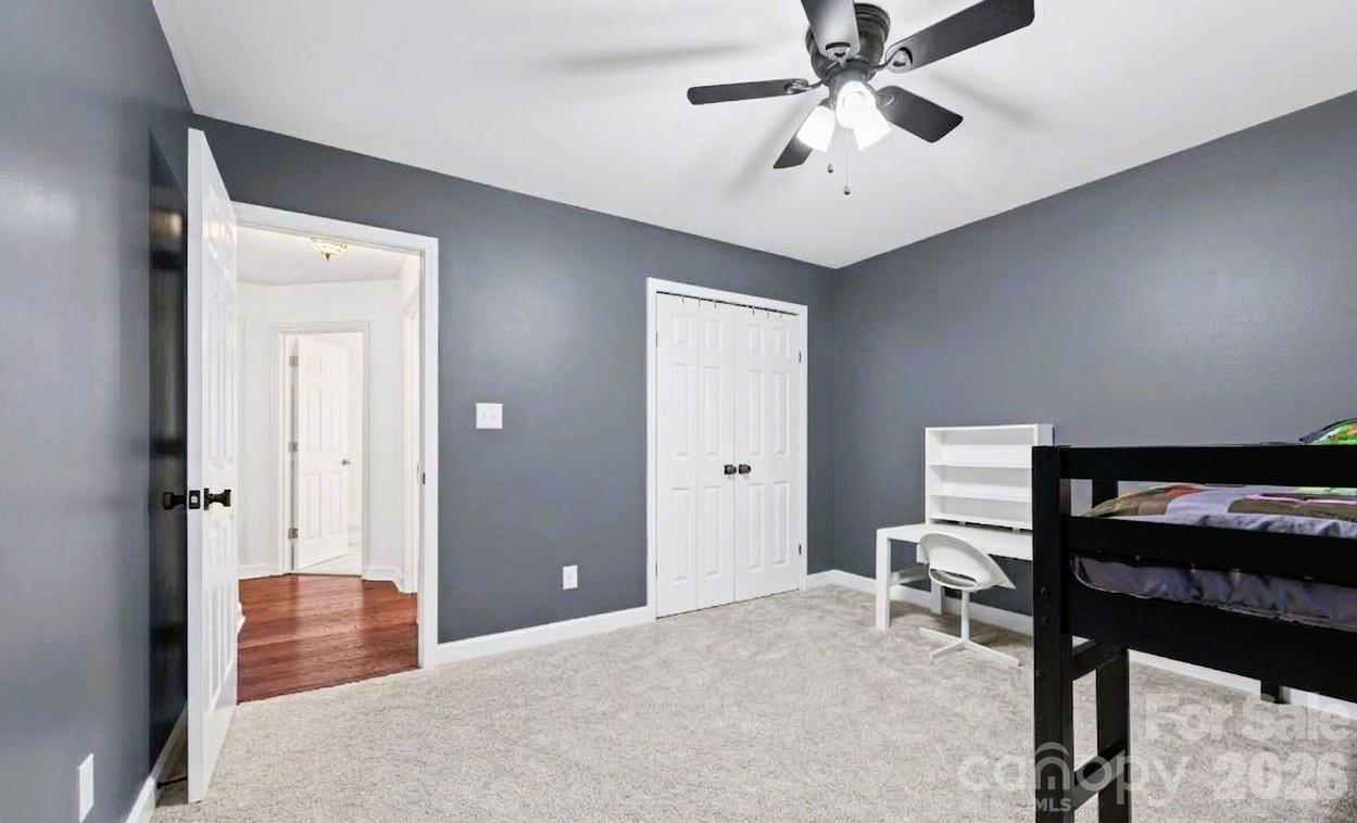 12029 Spinnaker Drive — Tega Cay