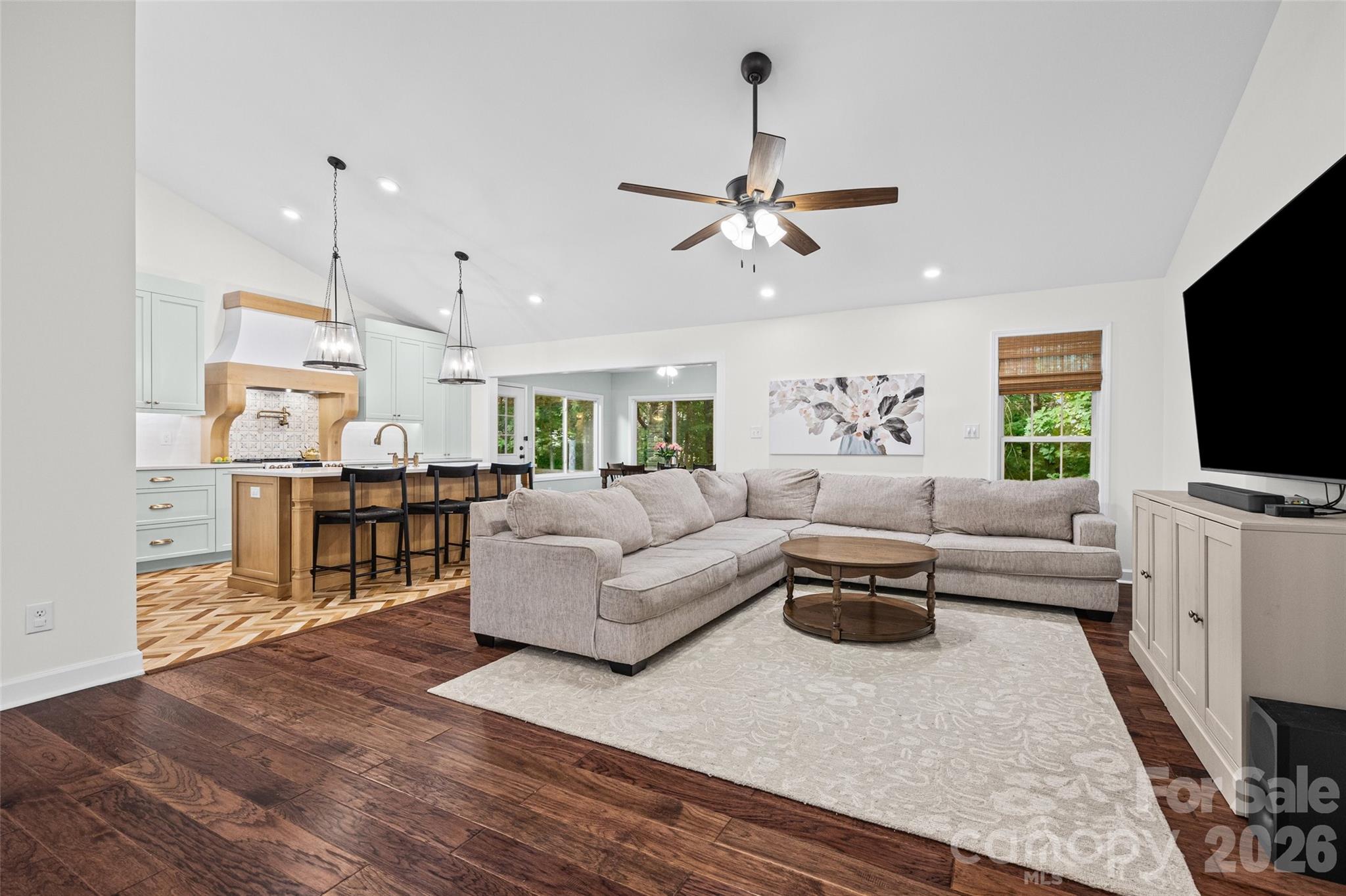 12029 Spinnaker Drive — Tega Cay