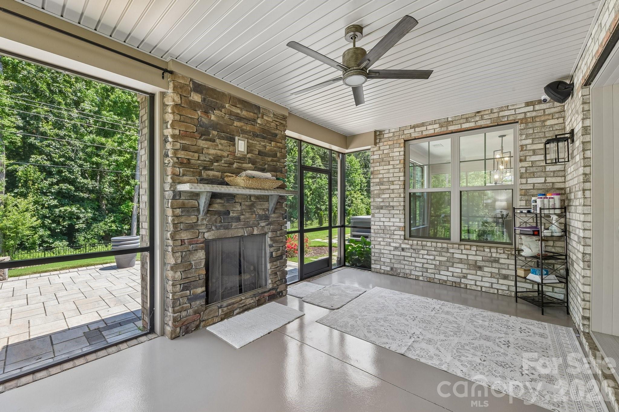 9833 Ardley Park Way — Charlotte