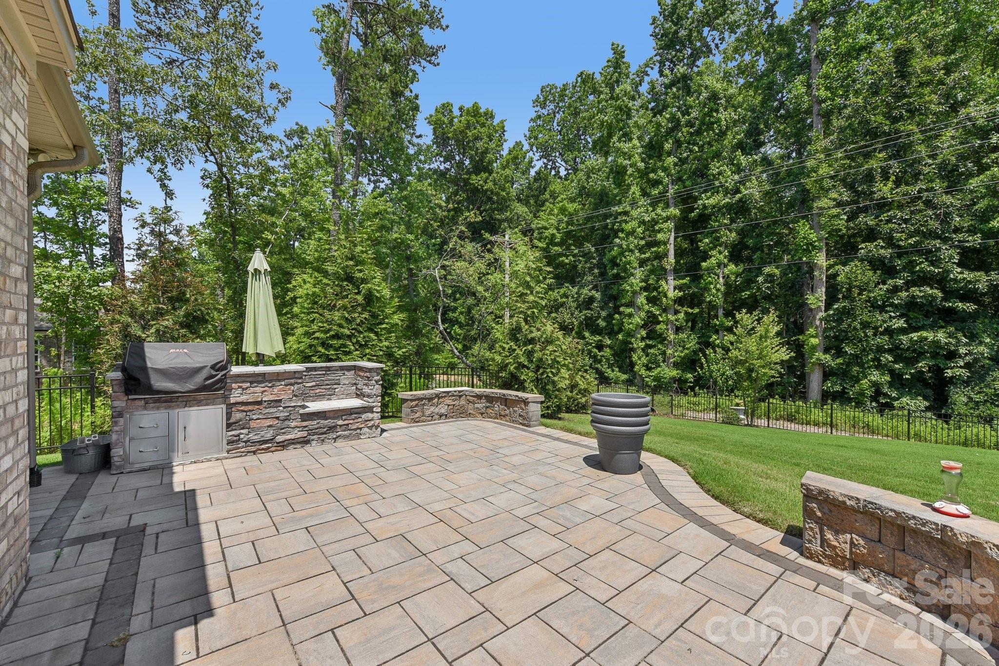 9833 Ardley Park Way — Charlotte